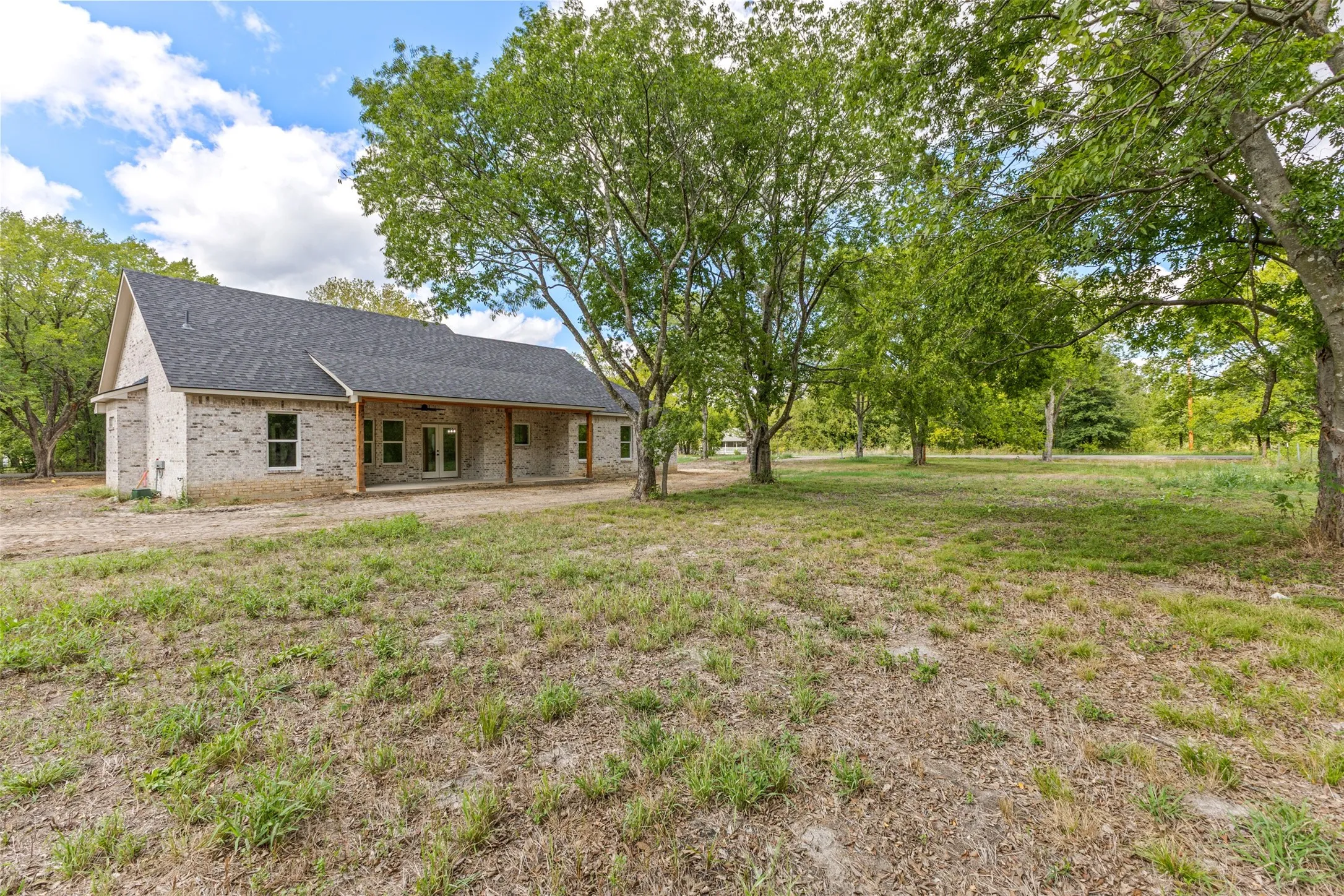 Single Family Residence For Sale in Hunt County , 5413 County Line Road 2252, Quinlan, Texas 75474, 3 Bedroom, 2 Bathroom, 2 Garage spaces, 1,830 Sqft, built in 2026, mls#21411539, Real Estate Agent in Quinlan, Homes For Sale in Hunt county, Homes For Sale in Quinlan, Realtor in Quinlan Texas, Real Estate Brokerage Independent Realty Texas, Luminita Cordes Realtor