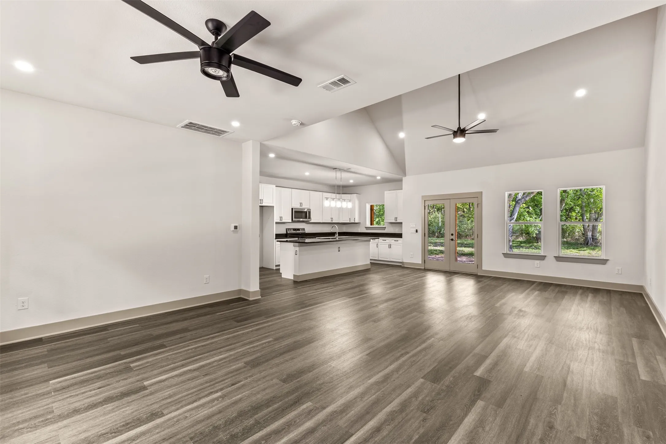 Single Family Residence For Sale in Hunt County , 5413 County Line Road 2252, Quinlan, Texas 75474, 3 Bedroom, 2 Bathroom, 2 Garage spaces, 1,830 Sqft, built in 2026, mls#21411539, Real Estate Agent in Quinlan, Homes For Sale in Hunt county, Homes For Sale in Quinlan, Realtor in Quinlan Texas, Real Estate Brokerage Independent Realty Texas, Luminita Cordes Realtor