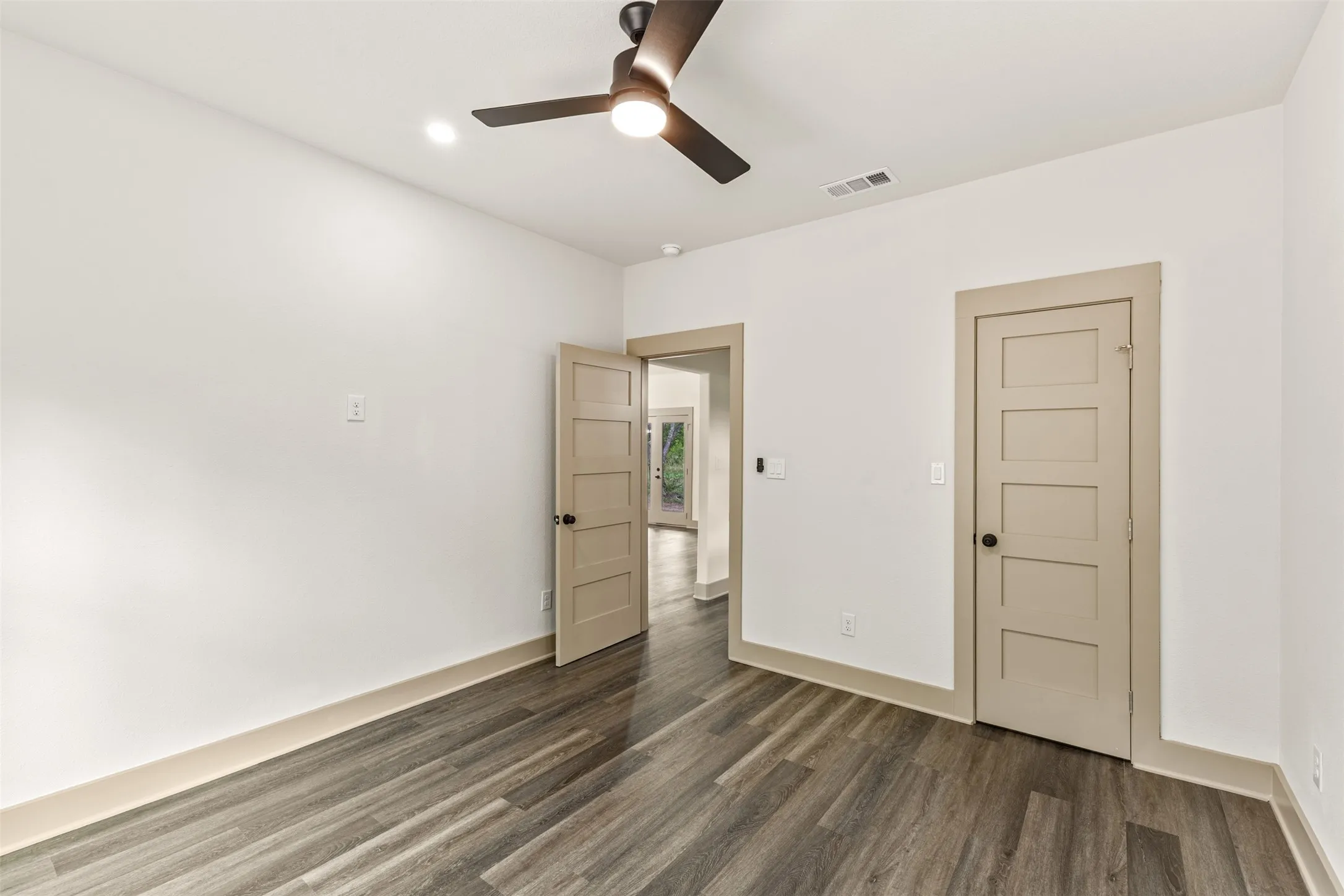 Single Family Residence For Sale in Hunt County , 5413 County Line Road 2252, Quinlan, Texas 75474, 3 Bedroom, 2 Bathroom, 2 Garage spaces, 1,830 Sqft, built in 2026, mls#21411539, Real Estate Agent in Quinlan, Homes For Sale in Hunt county, Homes For Sale in Quinlan, Realtor in Quinlan Texas, Real Estate Brokerage Independent Realty Texas, Luminita Cordes Realtor