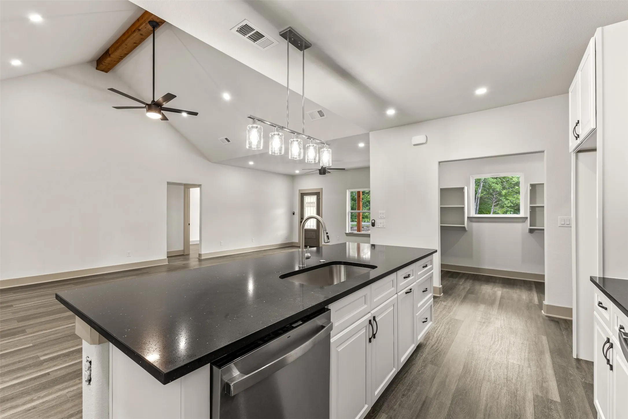 Single Family Residence For Sale in Hunt County , 5413 County Line Road 2252, Quinlan, Texas 75474, 3 Bedroom, 2 Bathroom, 2 Garage spaces, 1,830 Sqft, built in 2026, mls#21411539, Real Estate Agent in Quinlan, Homes For Sale in Hunt county, Homes For Sale in Quinlan, Realtor in Quinlan Texas, Real Estate Brokerage Independent Realty Texas, Luminita Cordes Realtor