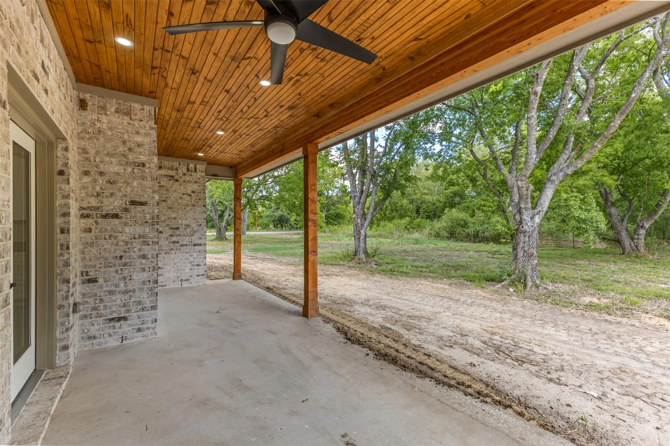 Single Family Residence For Sale in Hunt County , 5413 County Line Road 2252, Quinlan, Texas 75474, 3 Bedroom, 2 Bathroom, 2 Garage spaces, 1,830 Sqft, built in 2026, mls#21411539, Real Estate Agent in Quinlan, Homes For Sale in Hunt county, Homes For Sale in Quinlan, Realtor in Quinlan Texas, Real Estate Brokerage Independent Realty Texas, Luminita Cordes Realtor