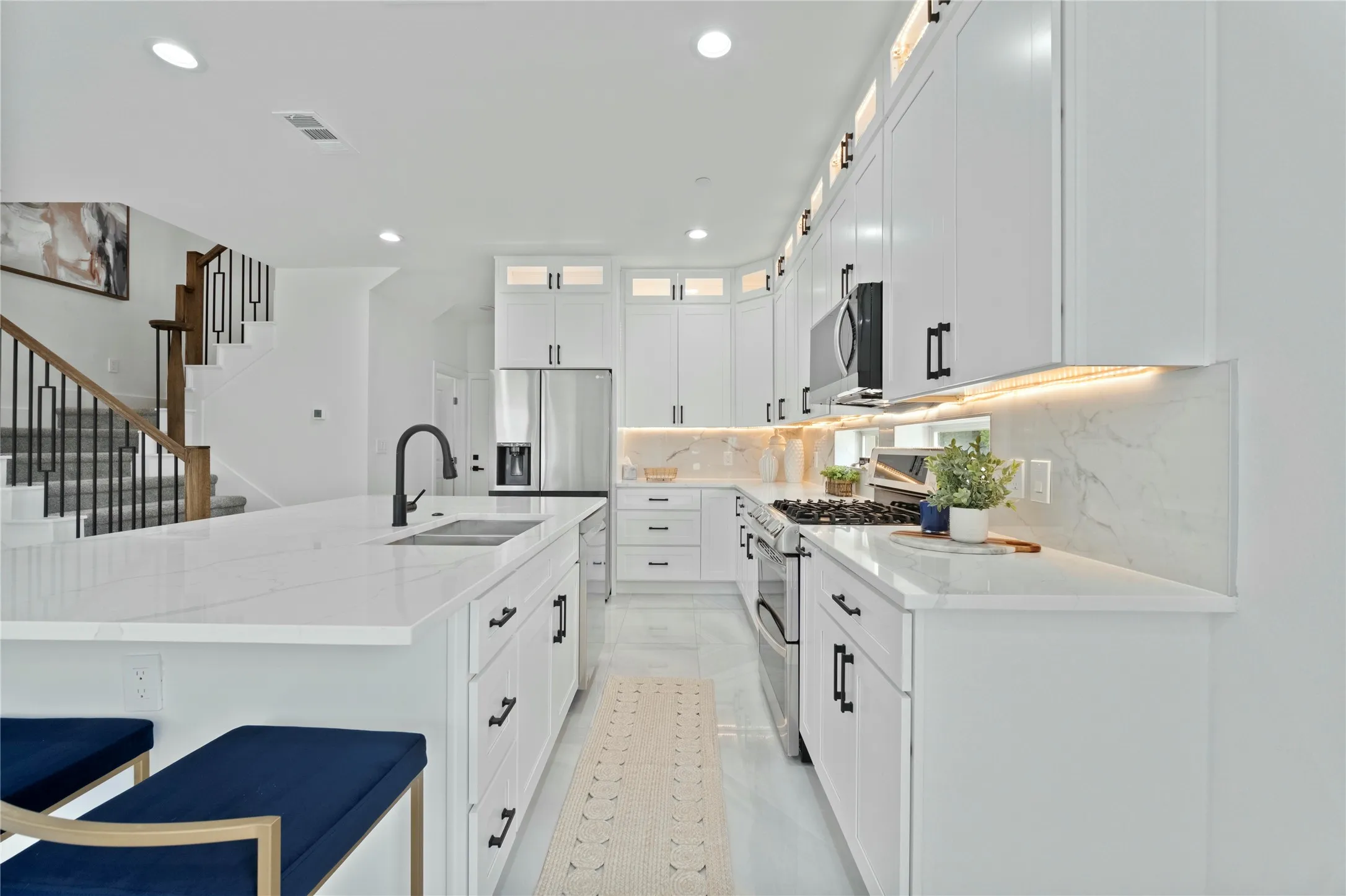 Townhouse For Rent in Dallas County , 6121 Sachse Street, Sachse, Texas 75048, 3 Bedroom, 3 Bathroom, 2 Garage spaces, 2,006 Sqft, built in 2026, mls#21409324, Real Estate Agent in Sachse, Homes For Rent in Dallas county, Homes For Rent in Sachse, Realtor in Sachse Texas, Real Estate Brokerage Independent Realty Texas, Luminita Cordes Realtor