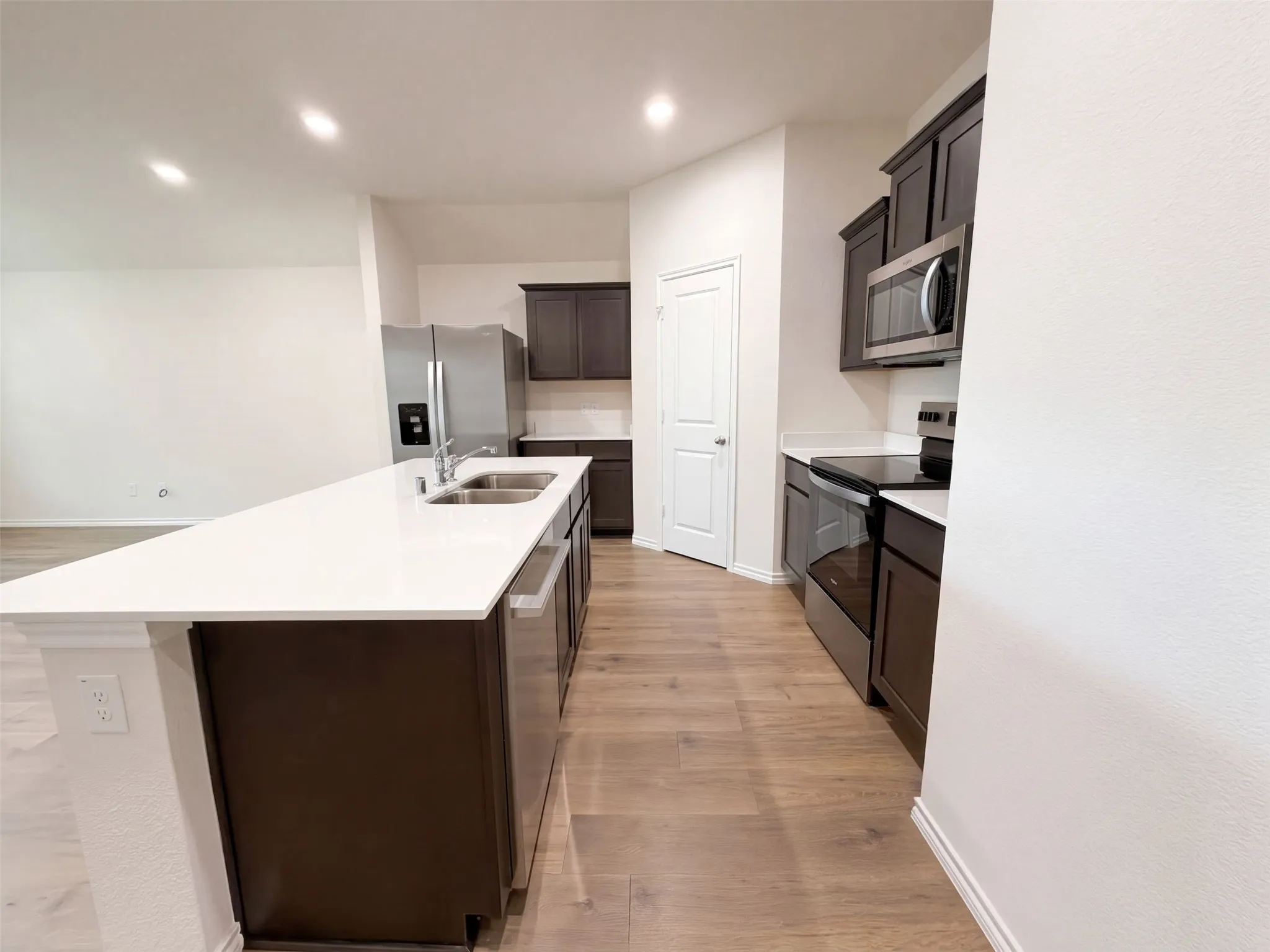 Single Family Residence For Sale in Hunt County , 204 Deception Pass Lane, Caddo Mills, Texas 75135, 4 Bedroom, 2 Bathroom, 2 Garage spaces, 1,900 Sqft, built in 2024, mls#21411533, Real Estate Agent in Caddo Mills, Homes For Sale in Hunt county, Homes For Sale in Caddo Mills, Realtor in Caddo Mills Texas, Real Estate Brokerage Independent Realty Texas, Luminita Cordes Realtor