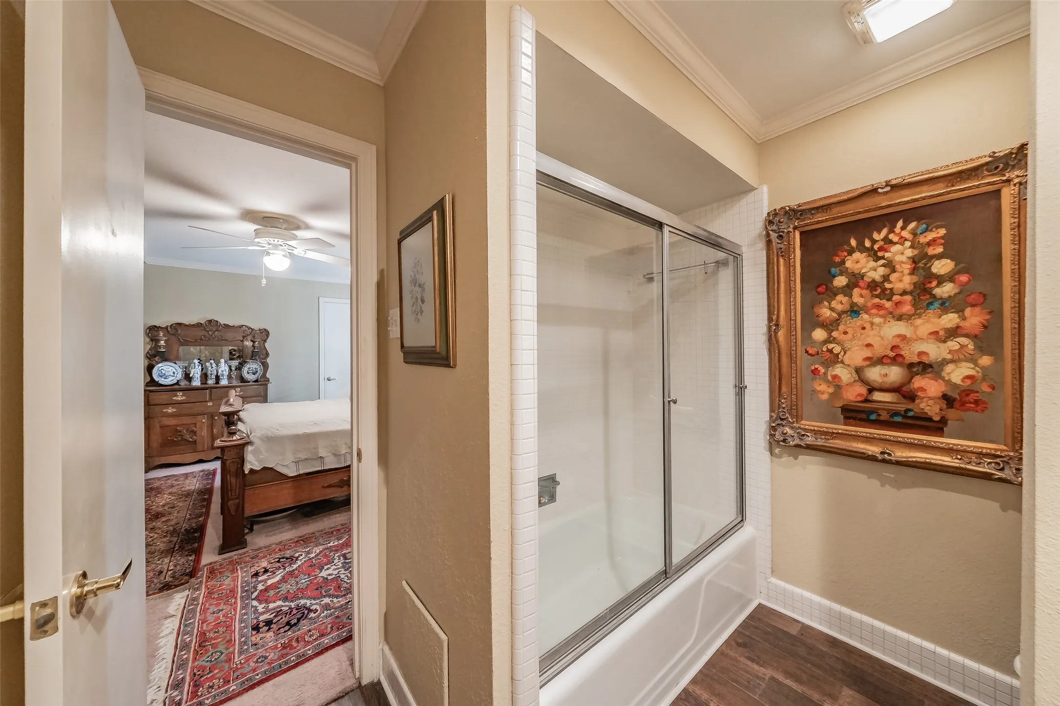 Condominium For Sale in Dallas County , 11338 Park Central Place D, Dallas, Texas 75230, 2 Bedroom, 3 Bathroom, Garage spaces, 1,627 Sqft, built in 1961, mls#21411530, Real Estate Agent in Dallas, Homes For Sale in Dallas county, Homes For Sale in Dallas, Realtor in Dallas Texas, Real Estate Brokerage Independent Realty Texas, Luminita Cordes Realtor