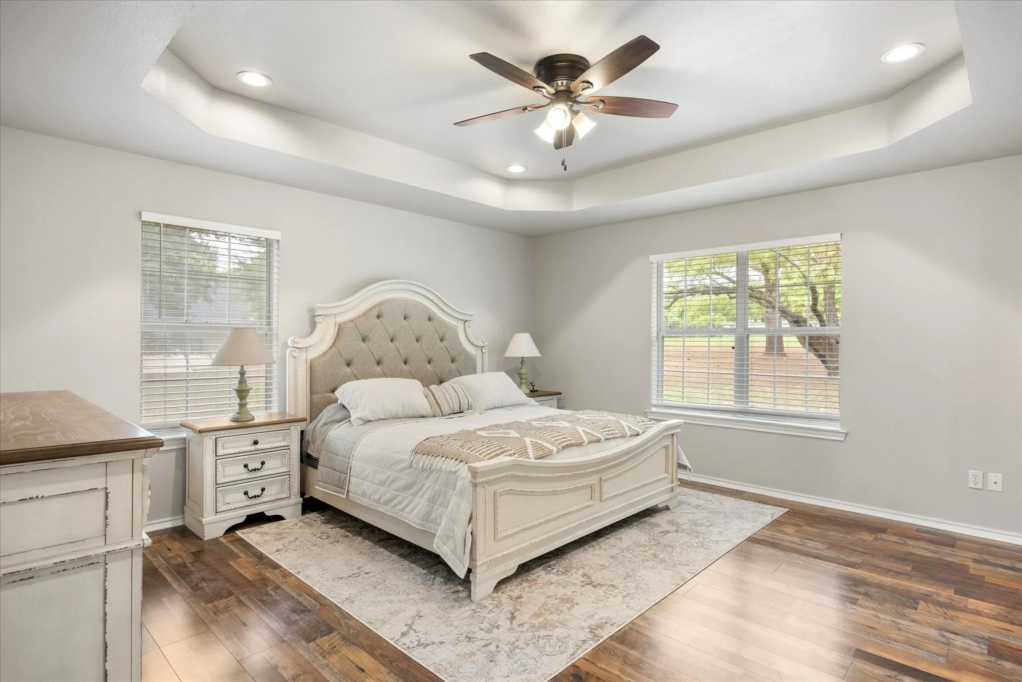 Single Family Residence For Sale in Hood County , 3708 Indian Creek Trail, Granbury, Texas 76049, 3 Bedroom, 2 Bathroom, 2 Garage spaces, 1,645 Sqft, built in 1997, mls#21408122, Real Estate Agent in Granbury, Homes For Sale in Hood county, Homes For Sale in Granbury, Realtor in Granbury Texas, Real Estate Brokerage Independent Realty Texas, Luminita Cordes Realtor