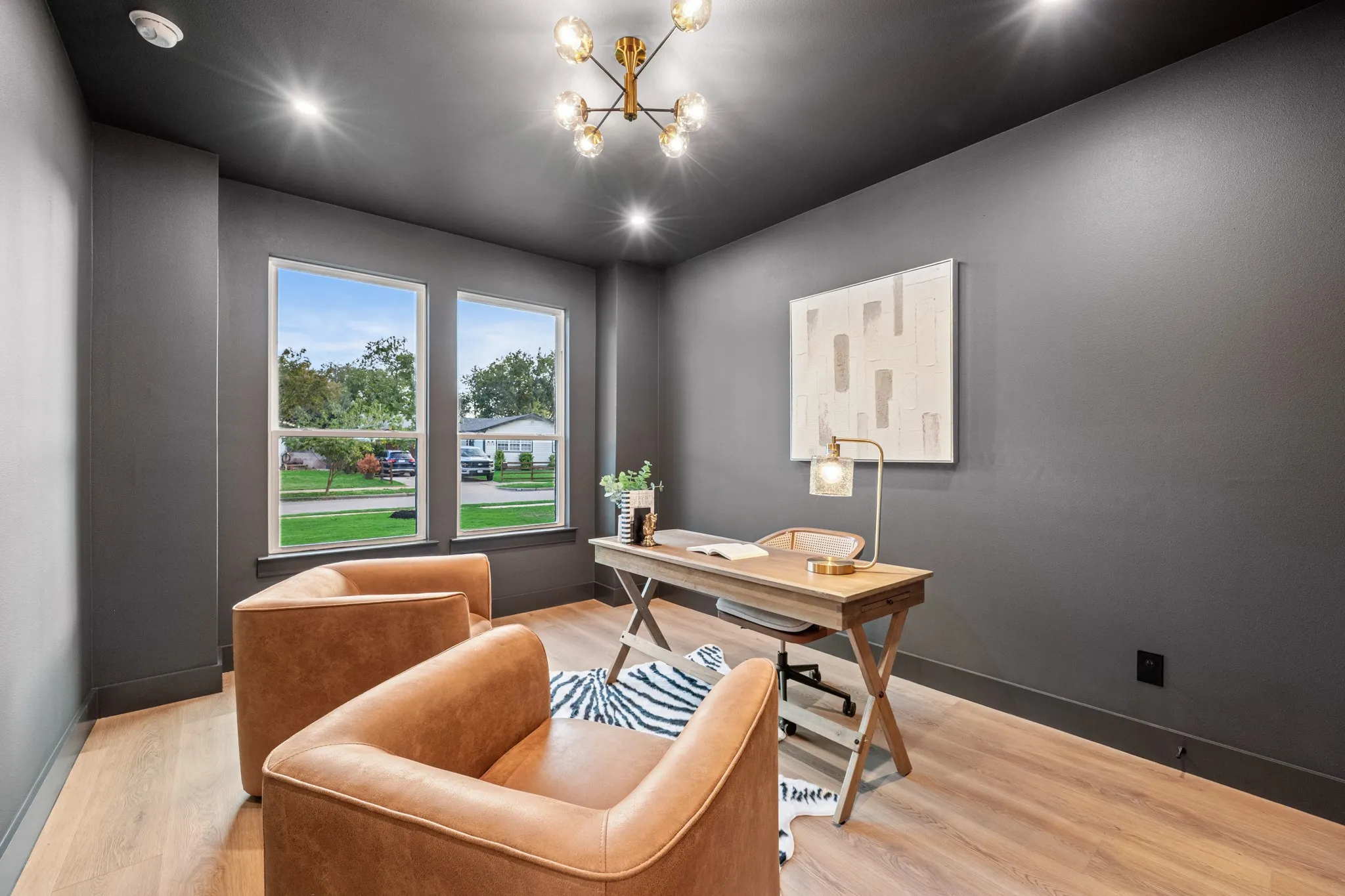 First floor bedroom perfect for a home office.