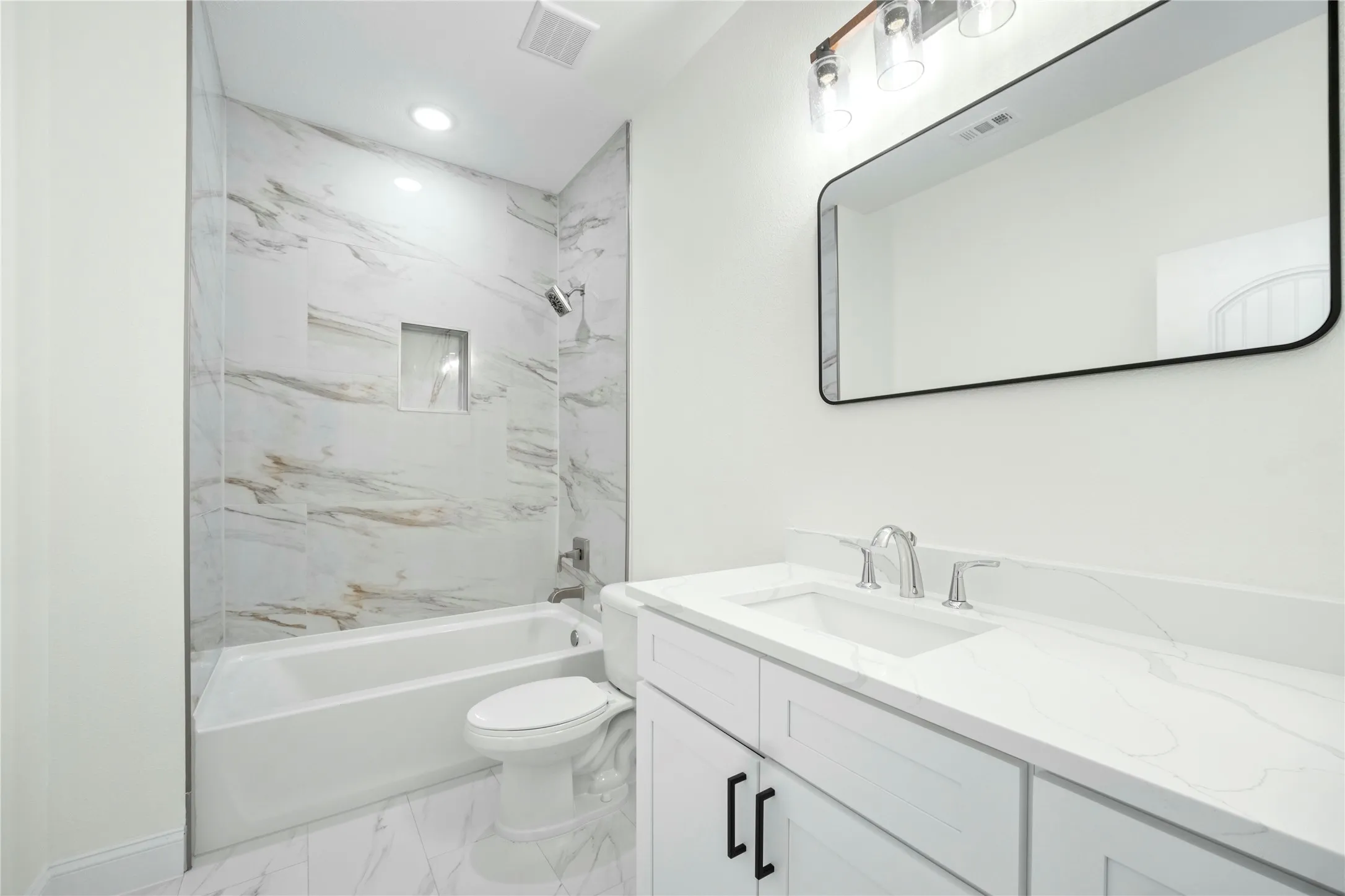 Townhouse For Rent in Dallas County , 6125 Sachse Street, Sachse, Texas 75048, 3 Bedroom, 3 Bathroom, 2 Garage spaces, 2,175 Sqft, built in 2026, mls#21409338, Real Estate Agent in Sachse, Homes For Rent in Dallas county, Homes For Rent in Sachse, Realtor in Sachse Texas, Real Estate Brokerage Independent Realty Texas, Luminita Cordes Realtor