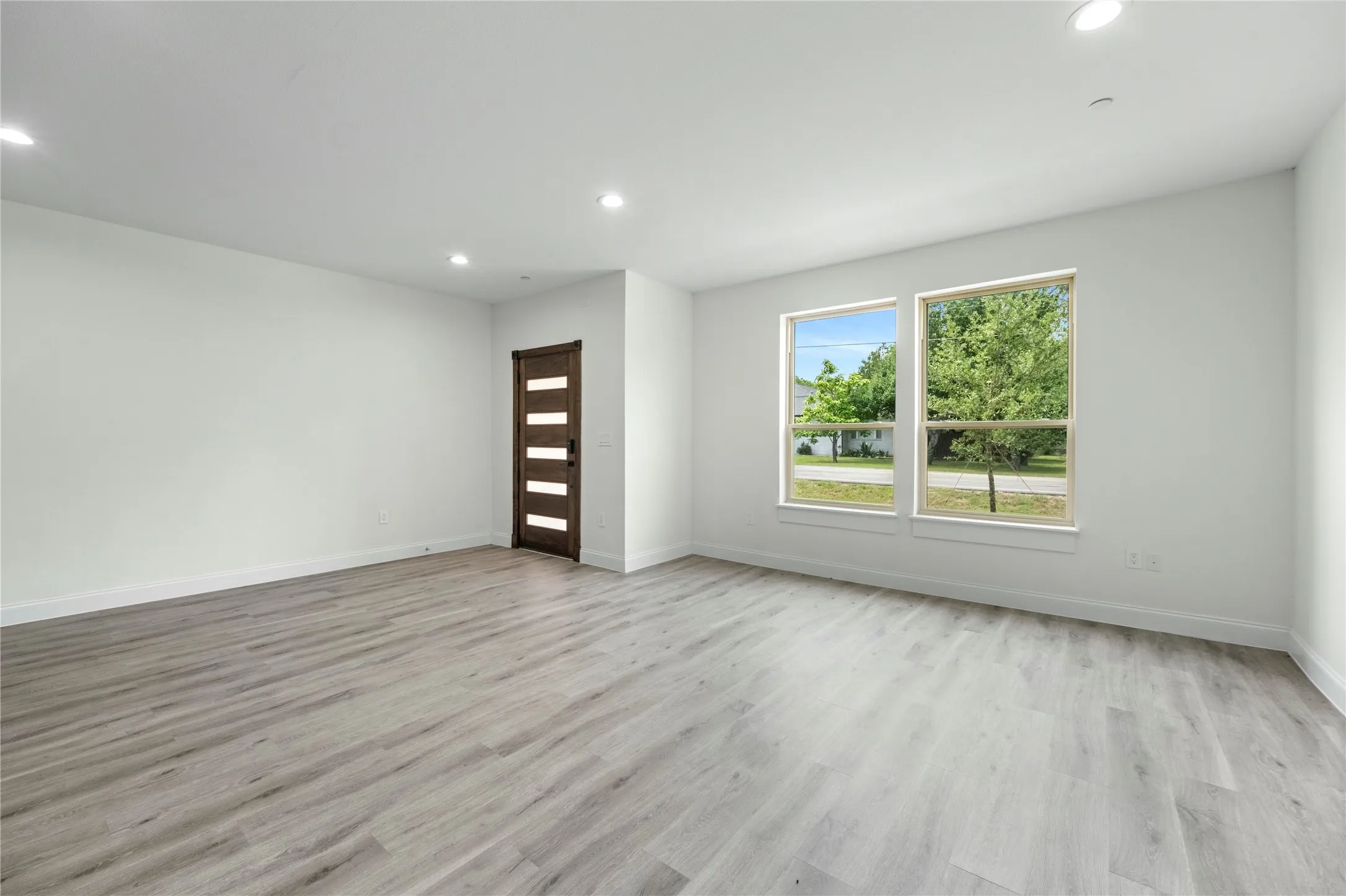 Townhouse For Rent in Dallas County , 6125 Sachse Street, Sachse, Texas 75048, 3 Bedroom, 3 Bathroom, 2 Garage spaces, 2,175 Sqft, built in 2026, mls#21409338, Real Estate Agent in Sachse, Homes For Rent in Dallas county, Homes For Rent in Sachse, Realtor in Sachse Texas, Real Estate Brokerage Independent Realty Texas, Luminita Cordes Realtor