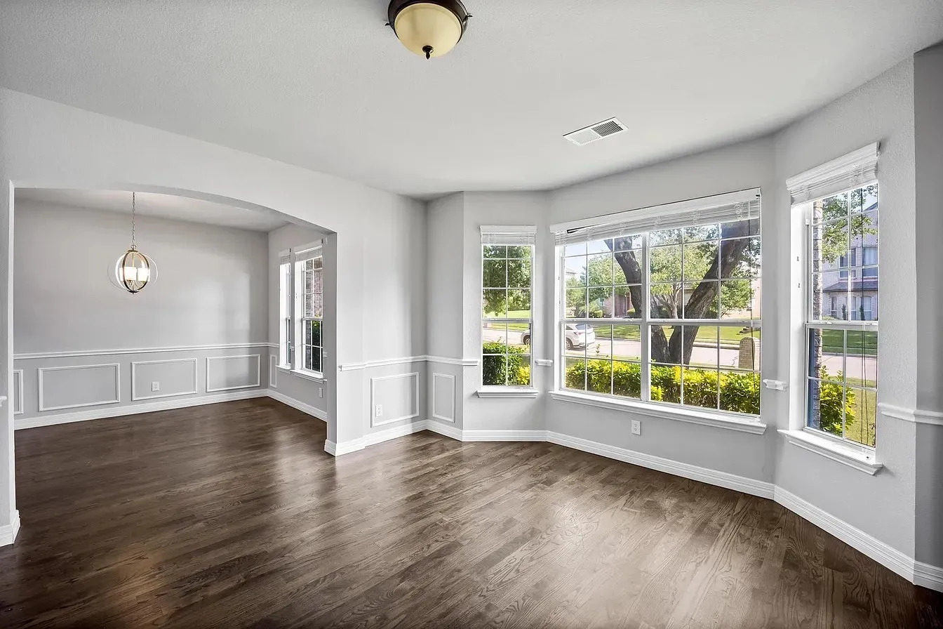 Single Family Residence For Rent in Denton County , 1056 E Seminole Trail, Carrollton, Texas 75007, 5 Bedroom, 4 Bathroom, 2 Garage spaces, 3,106 Sqft, built in 1998, mls#21409288, Real Estate Agent in Carrollton, Homes For Rent in Denton county, Homes For Rent in Carrollton, Realtor in Carrollton Texas, Real Estate Brokerage Independent Realty Texas, Luminita Cordes Realtor