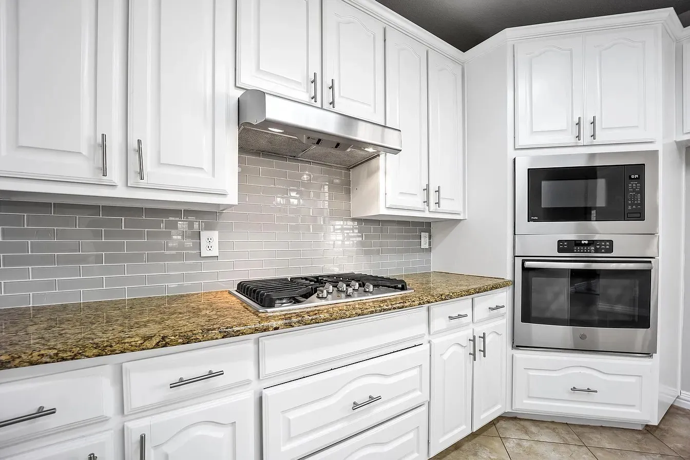 Single Family Residence For Rent in Denton County , 1056 E Seminole Trail, Carrollton, Texas 75007, 5 Bedroom, 4 Bathroom, 2 Garage spaces, 3,106 Sqft, built in 1998, mls#21409288, Real Estate Agent in Carrollton, Homes For Rent in Denton county, Homes For Rent in Carrollton, Realtor in Carrollton Texas, Real Estate Brokerage Independent Realty Texas, Luminita Cordes Realtor