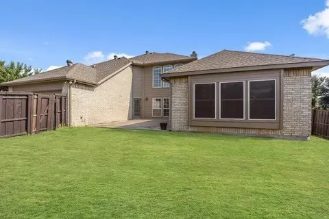 Single Family Residence For Rent in Denton County , 1056 E Seminole Trail, Carrollton, Texas 75007, 5 Bedroom, 4 Bathroom, 2 Garage spaces, 3,106 Sqft, built in 1998, mls#21409288, Real Estate Agent in Carrollton, Homes For Rent in Denton county, Homes For Rent in Carrollton, Realtor in Carrollton Texas, Real Estate Brokerage Independent Realty Texas, Luminita Cordes Realtor
