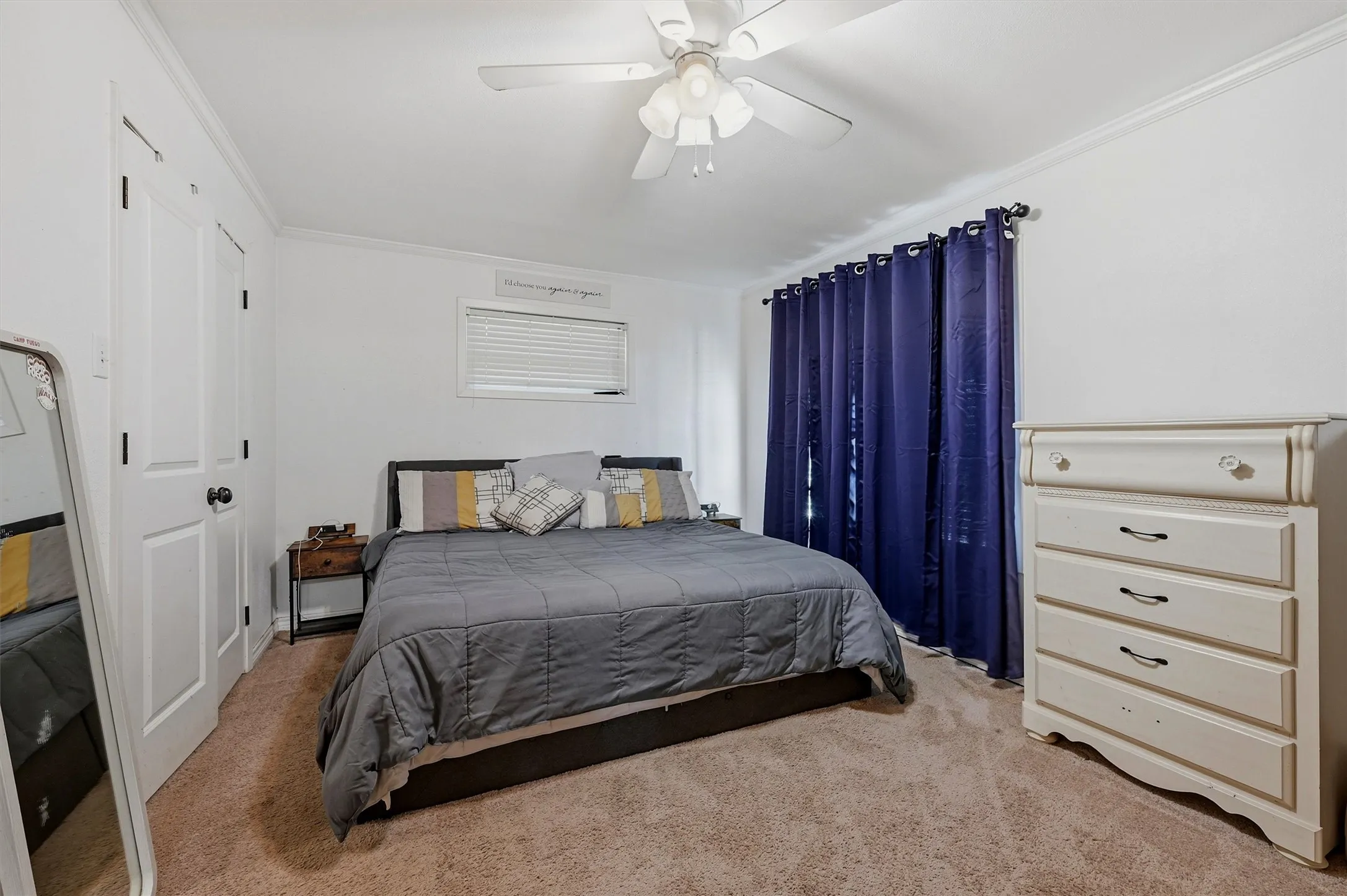 Single Family Residence For Sale in Grayson County , 109 Grayson Street, Whitesboro, Texas 76273, 3 Bedroom, 1 Bathroom, Garage spaces, 1,192 Sqft, built in 1970, mls#21411640, Real Estate Agent in Whitesboro, Homes For Sale in Grayson county, Homes For Sale in Whitesboro, Realtor in Whitesboro Texas, Real Estate Brokerage Independent Realty Texas, Luminita Cordes Realtor