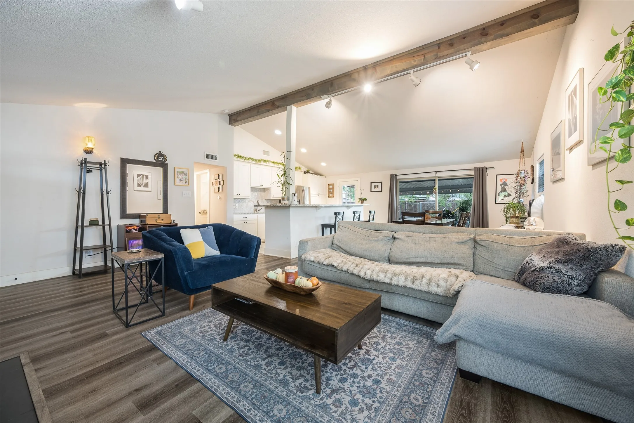 Single Family Residence For Sale