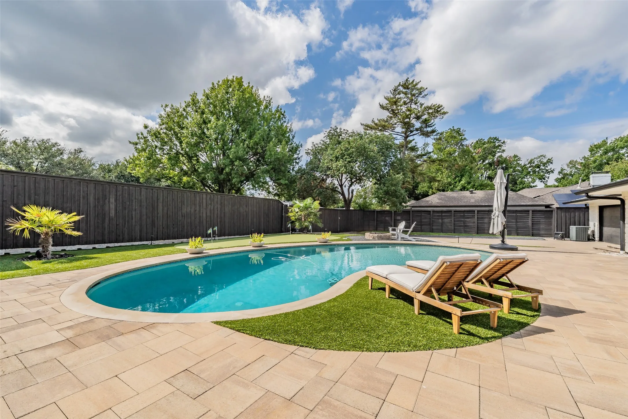 Single Family Residence For Rent in Dallas County , 4162 Allencrest Lane, Dallas, Texas 75244, 4 Bedroom, 3 Bathroom, 2 Garage spaces, 2,871 Sqft, built in 1969, mls#21410776, Real Estate Agent in Dallas, Homes For Rent in Dallas county, Homes For Rent in Dallas, Realtor in Dallas Texas, Real Estate Brokerage Independent Realty Texas, Luminita Cordes Realtor
