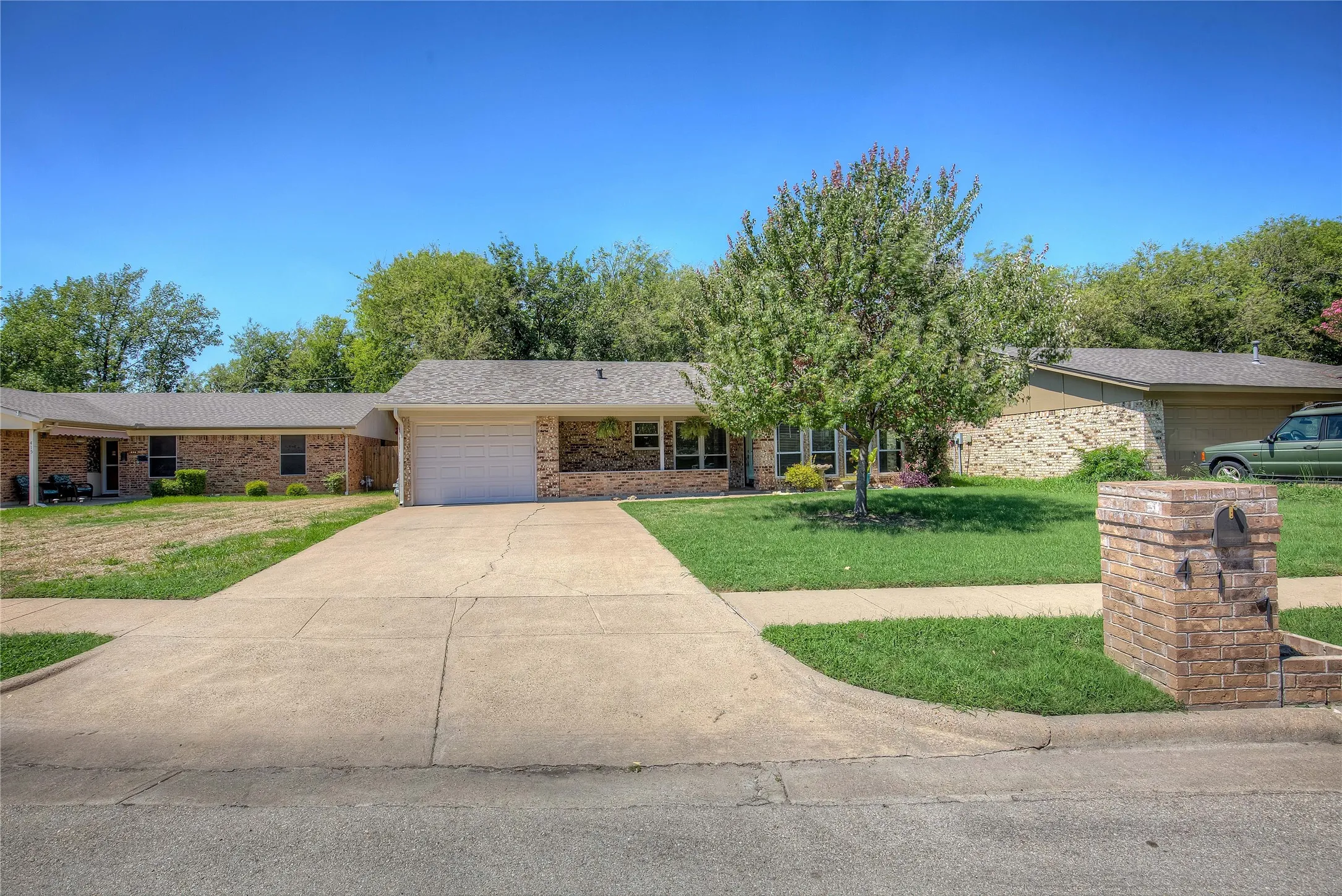 Single Family Residence For Rent