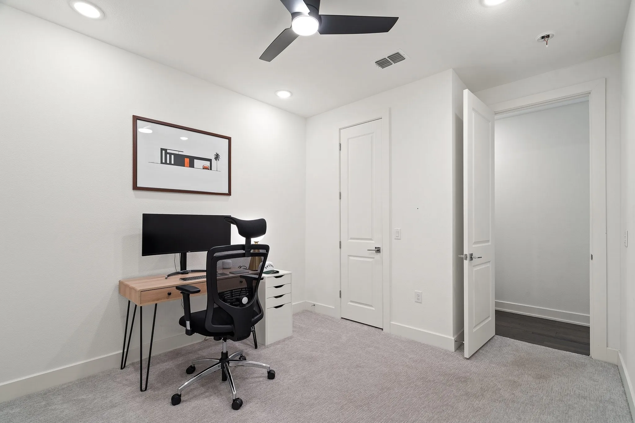Condominium For Rent in Dallas County , 160 W Canty Street 203, Dallas, Texas 75208, 3 Bedroom, 3 Bathroom, 2 Garage spaces, 1,750 Sqft, built in 2020, mls#21411634, Real Estate Agent in Dallas, Homes For Rent in Dallas county, Homes For Rent in Dallas, Realtor in Dallas Texas, Real Estate Brokerage Independent Realty Texas, Luminita Cordes Realtor