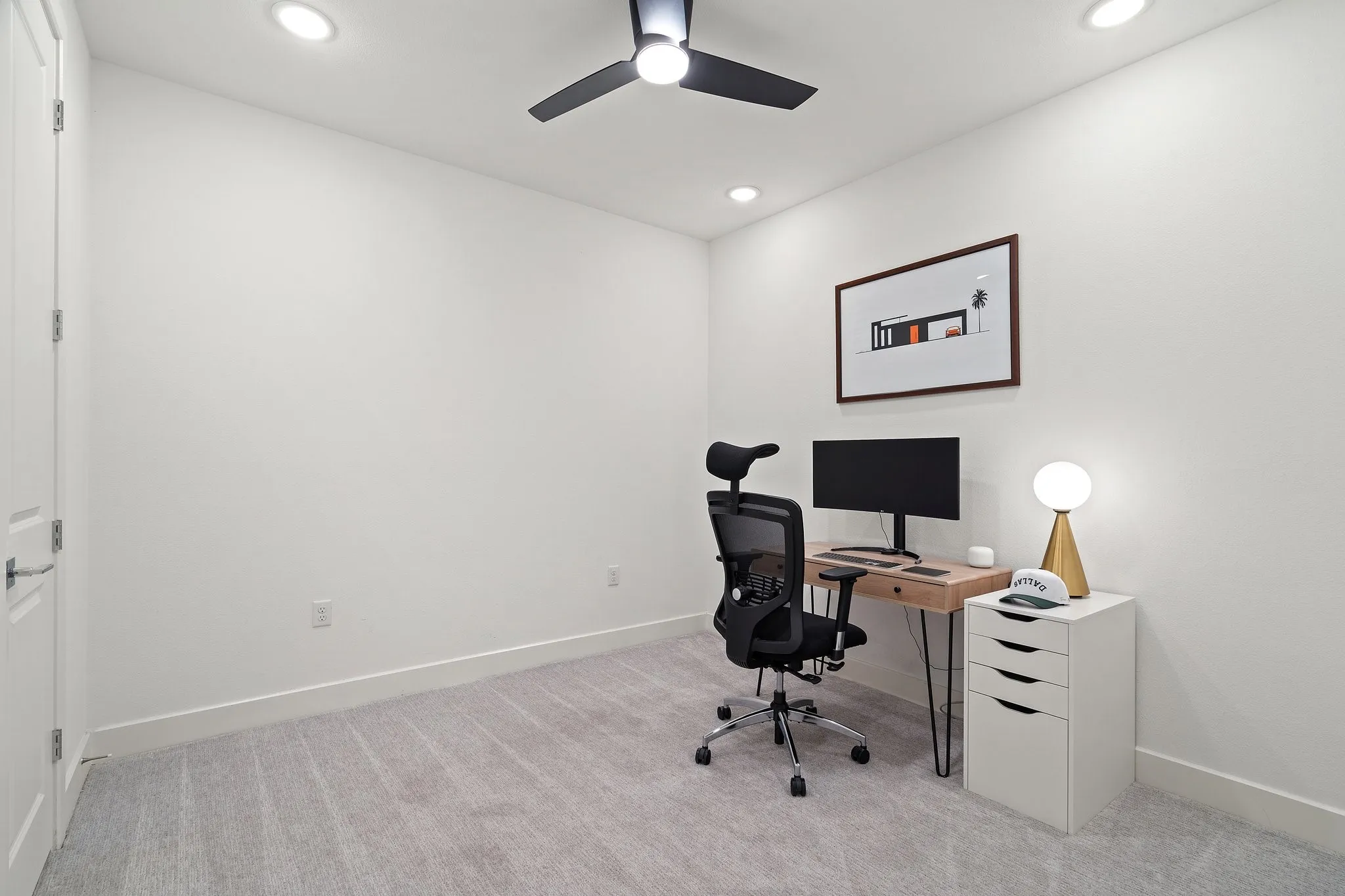 Condominium For Rent in Dallas County , 160 W Canty Street 203, Dallas, Texas 75208, 3 Bedroom, 3 Bathroom, 2 Garage spaces, 1,750 Sqft, built in 2020, mls#21411634, Real Estate Agent in Dallas, Homes For Rent in Dallas county, Homes For Rent in Dallas, Realtor in Dallas Texas, Real Estate Brokerage Independent Realty Texas, Luminita Cordes Realtor