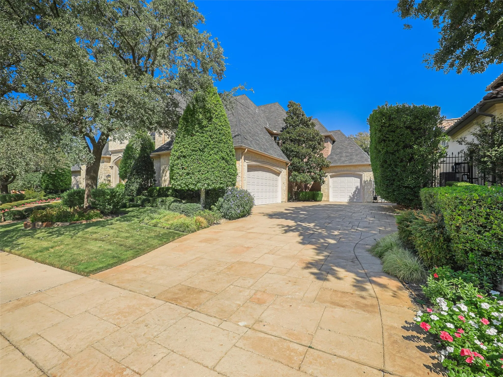 Single Family Residence For Sale in Collin County , 5378 Buena Vista Drive, Frisco, Texas 75034, 5 Bedroom, 6 Bathroom, 3 Garage spaces, 7,371 Sqft, built in 2005, mls#21409087, Real Estate Agent in Frisco, Homes For Sale in Collin county, Homes For Sale in Frisco, Realtor in Frisco Texas, Real Estate Brokerage Independent Realty Texas, Luminita Cordes Realtor