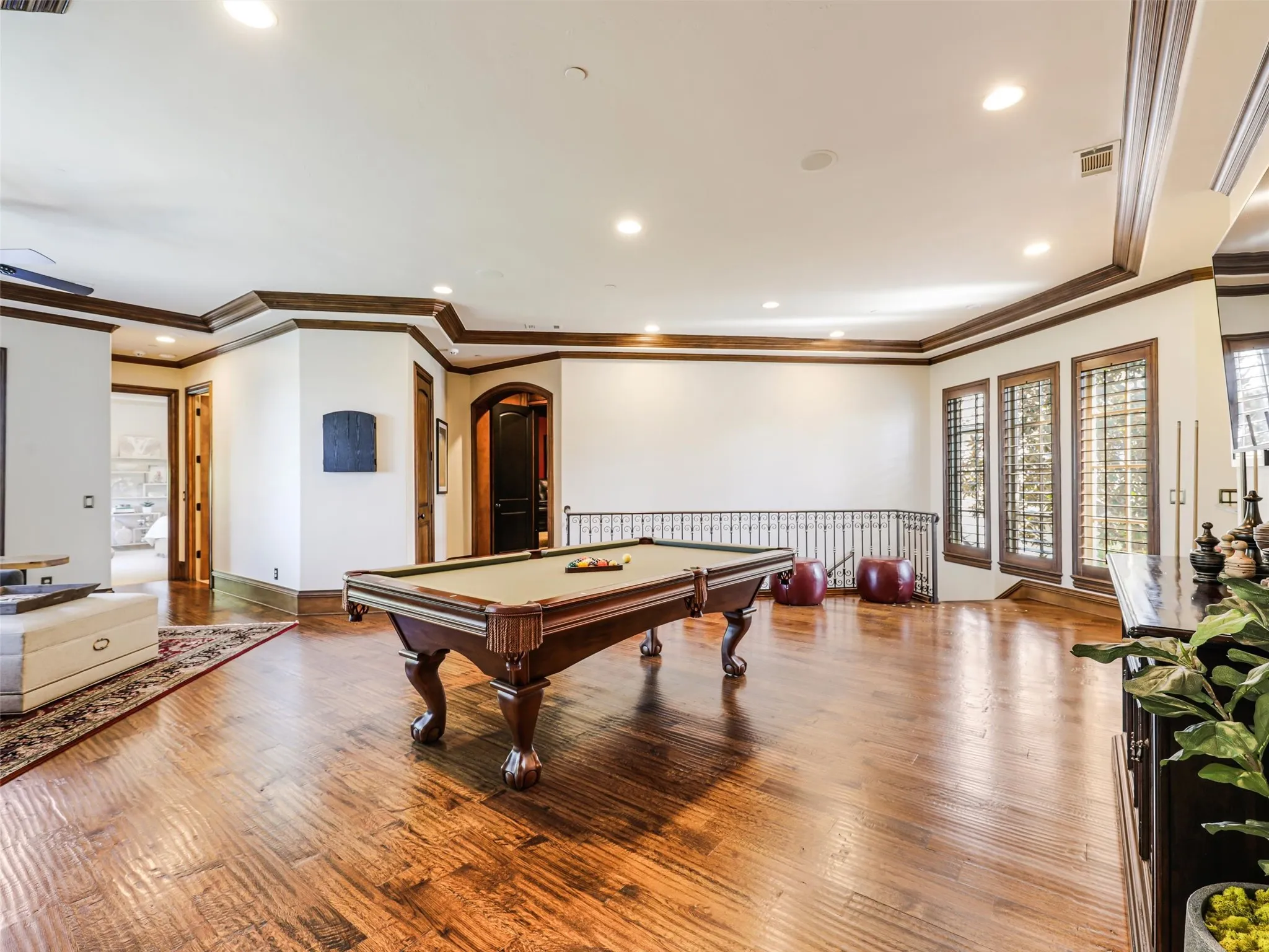 Single Family Residence For Sale in Collin County , 5378 Buena Vista Drive, Frisco, Texas 75034, 5 Bedroom, 6 Bathroom, 3 Garage spaces, 7,371 Sqft, built in 2005, mls#21409087, Real Estate Agent in Frisco, Homes For Sale in Collin county, Homes For Sale in Frisco, Realtor in Frisco Texas, Real Estate Brokerage Independent Realty Texas, Luminita Cordes Realtor