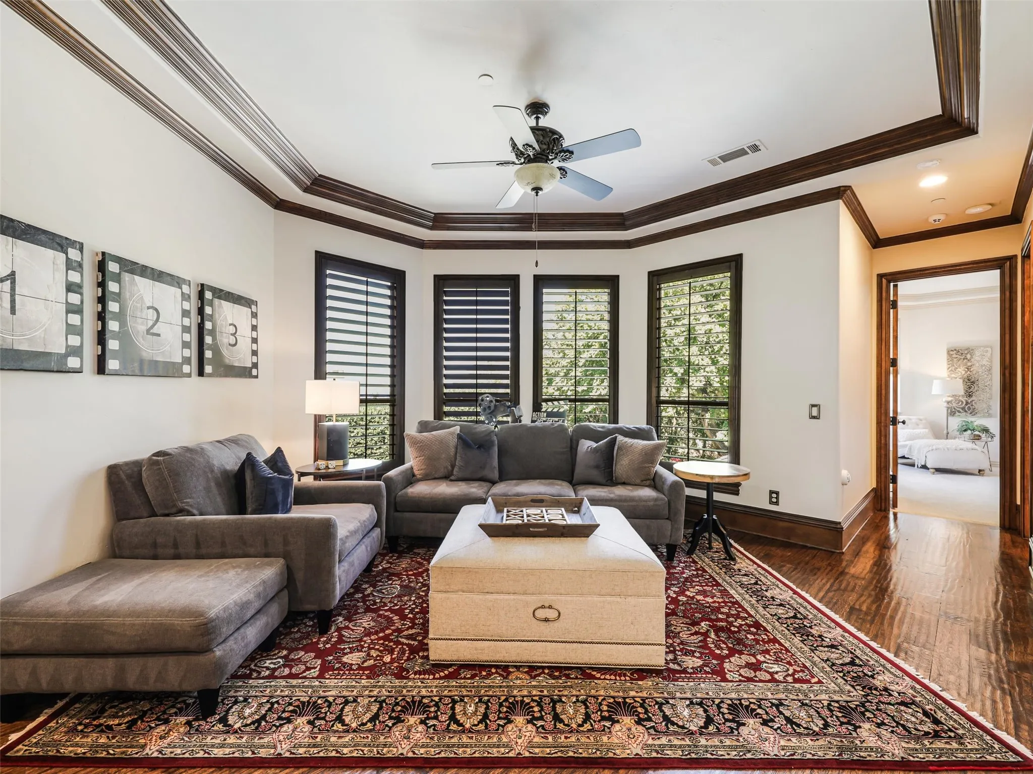 Single Family Residence For Sale in Collin County , 5378 Buena Vista Drive, Frisco, Texas 75034, 5 Bedroom, 6 Bathroom, 3 Garage spaces, 7,371 Sqft, built in 2005, mls#21409087, Real Estate Agent in Frisco, Homes For Sale in Collin county, Homes For Sale in Frisco, Realtor in Frisco Texas, Real Estate Brokerage Independent Realty Texas, Luminita Cordes Realtor