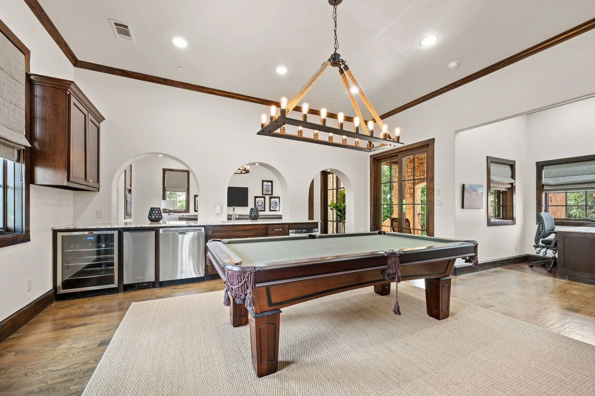 Single Family Residence For Sale in Tarrant County , 2217 King Fisher Drive, Westlake, Texas 76262, 3 Bedroom, 5 Bathroom, 4 Garage spaces, 4,423 Sqft, built in 2013, mls#21411696, Real Estate Agent in Westlake, Homes For Sale in Tarrant county, Homes For Sale in Westlake, Realtor in Westlake Texas, Real Estate Brokerage Independent Realty Texas, Luminita Cordes Realtor