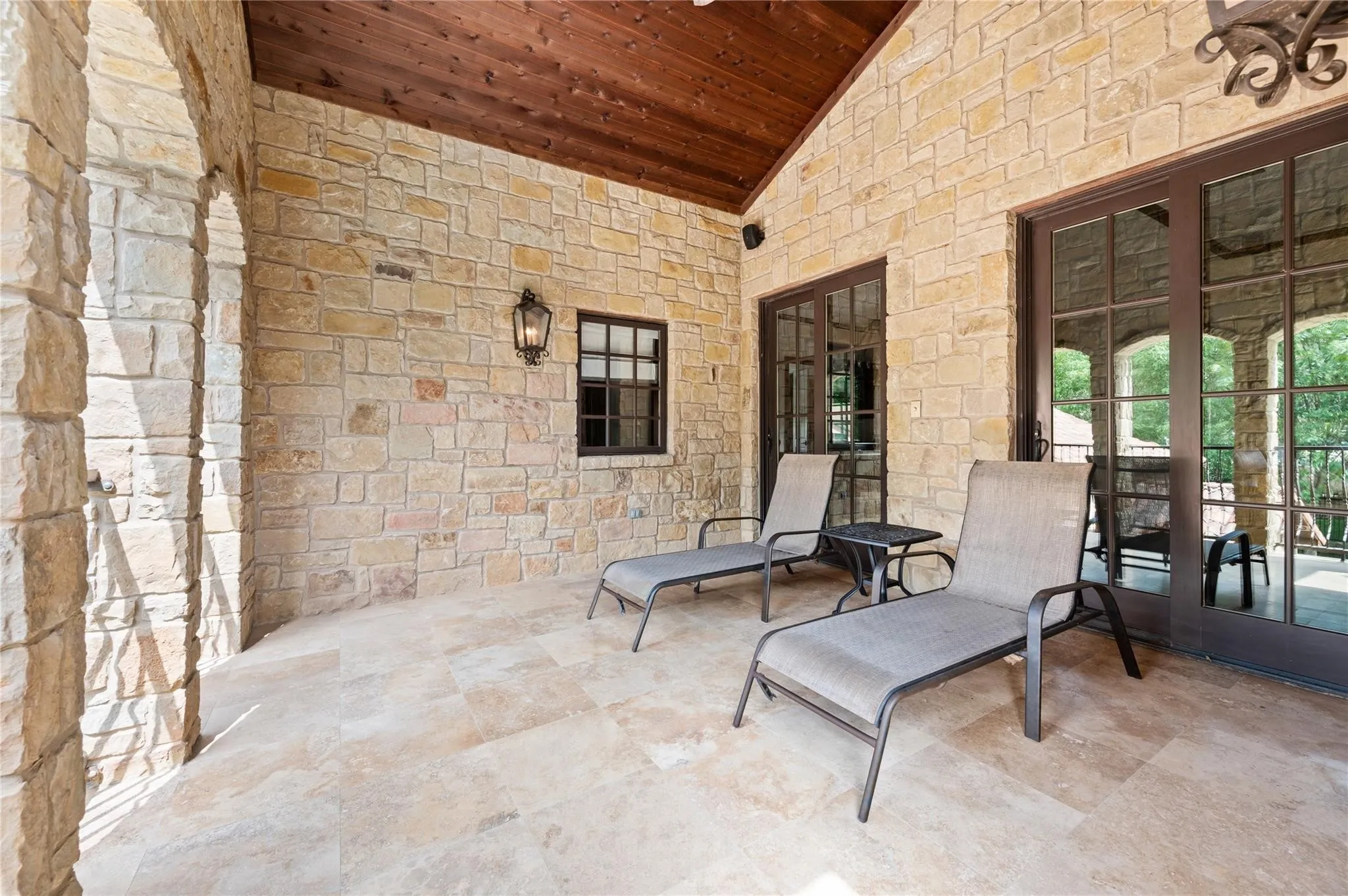 Single Family Residence For Sale in Tarrant County , 2217 King Fisher Drive, Westlake, Texas 76262, 3 Bedroom, 5 Bathroom, 4 Garage spaces, 4,423 Sqft, built in 2013, mls#21411696, Real Estate Agent in Westlake, Homes For Sale in Tarrant county, Homes For Sale in Westlake, Realtor in Westlake Texas, Real Estate Brokerage Independent Realty Texas, Luminita Cordes Realtor