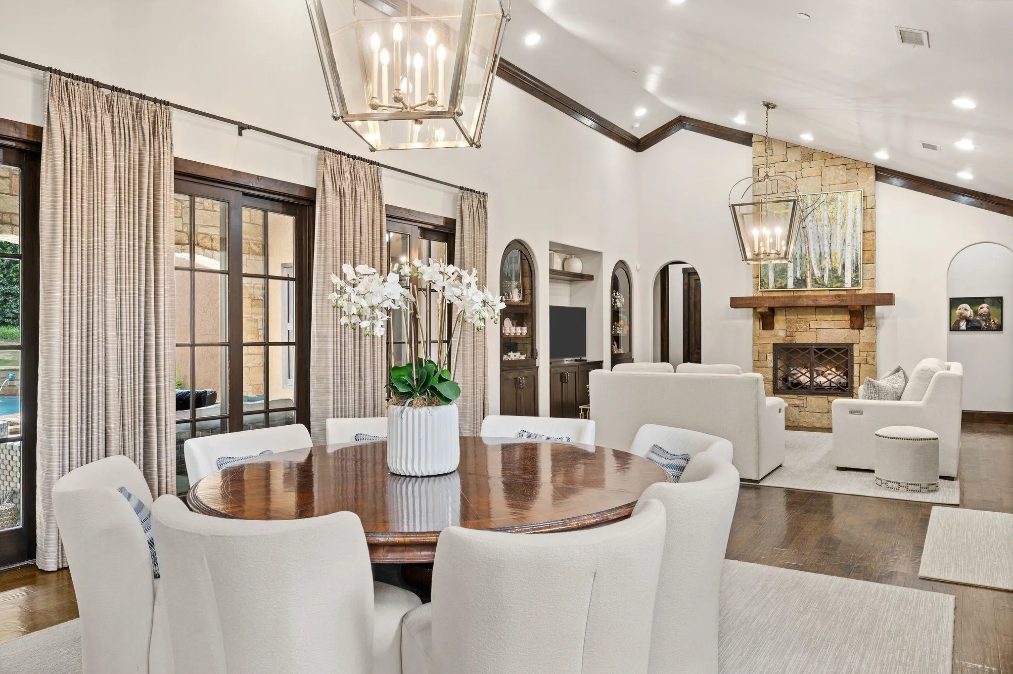 Single Family Residence For Sale in Tarrant County , 2217 King Fisher Drive, Westlake, Texas 76262, 3 Bedroom, 5 Bathroom, 4 Garage spaces, 4,423 Sqft, built in 2013, mls#21411696, Real Estate Agent in Westlake, Homes For Sale in Tarrant county, Homes For Sale in Westlake, Realtor in Westlake Texas, Real Estate Brokerage Independent Realty Texas, Luminita Cordes Realtor