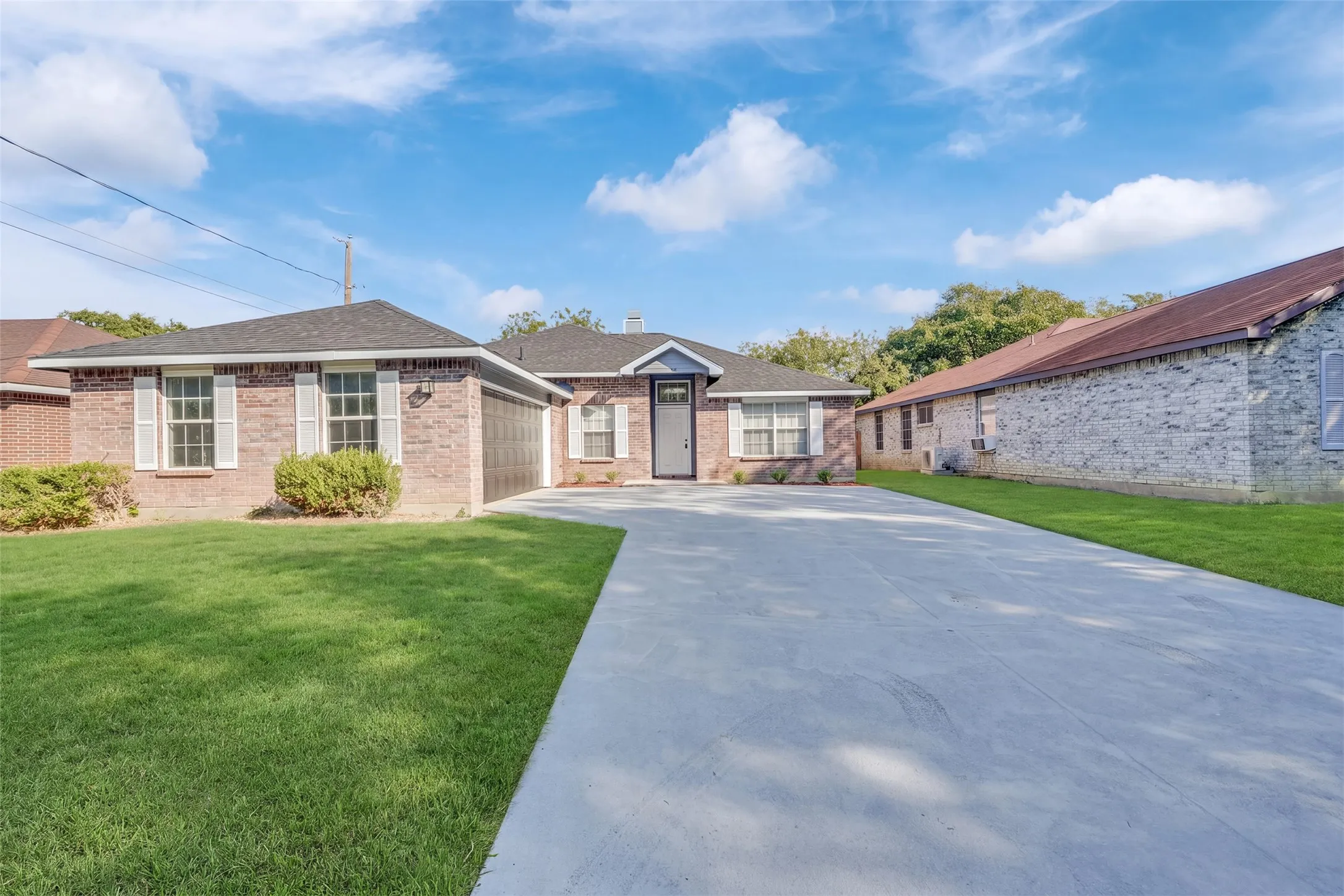 Single Family Residence For Sale