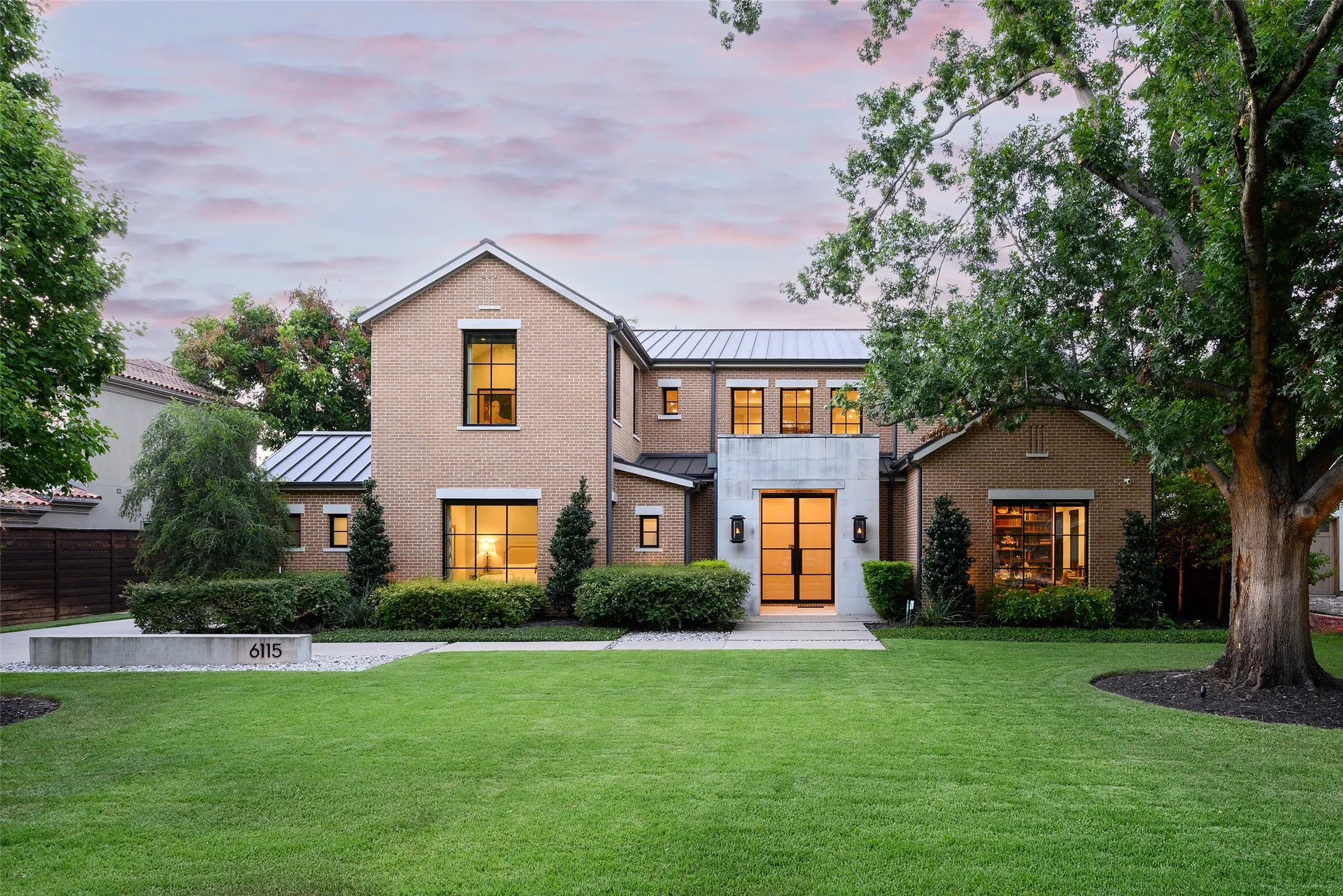 Single Family Residence For Sale