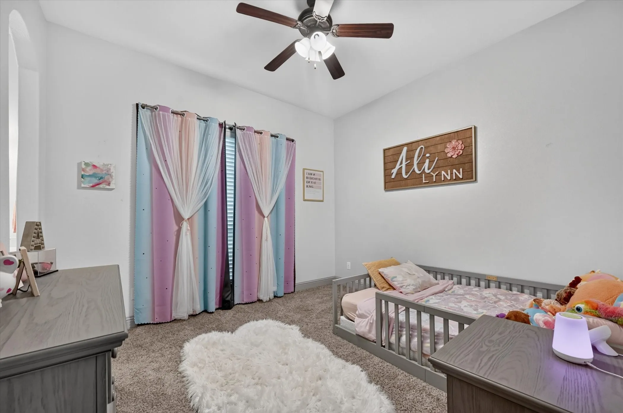 Single Family Residence For Sale in Rockwall County , 3075 Bridgecreek Drive, Rockwall, Texas 75032, 4 Bedroom, 3 Bathroom, 2 Garage spaces, 2,714 Sqft, built in 2017, mls#21409602, Real Estate Agent in Rockwall, Homes For Sale in Rockwall county, Homes For Sale in Rockwall, Realtor in Rockwall Texas, Real Estate Brokerage Independent Realty Texas, Luminita Cordes Realtor