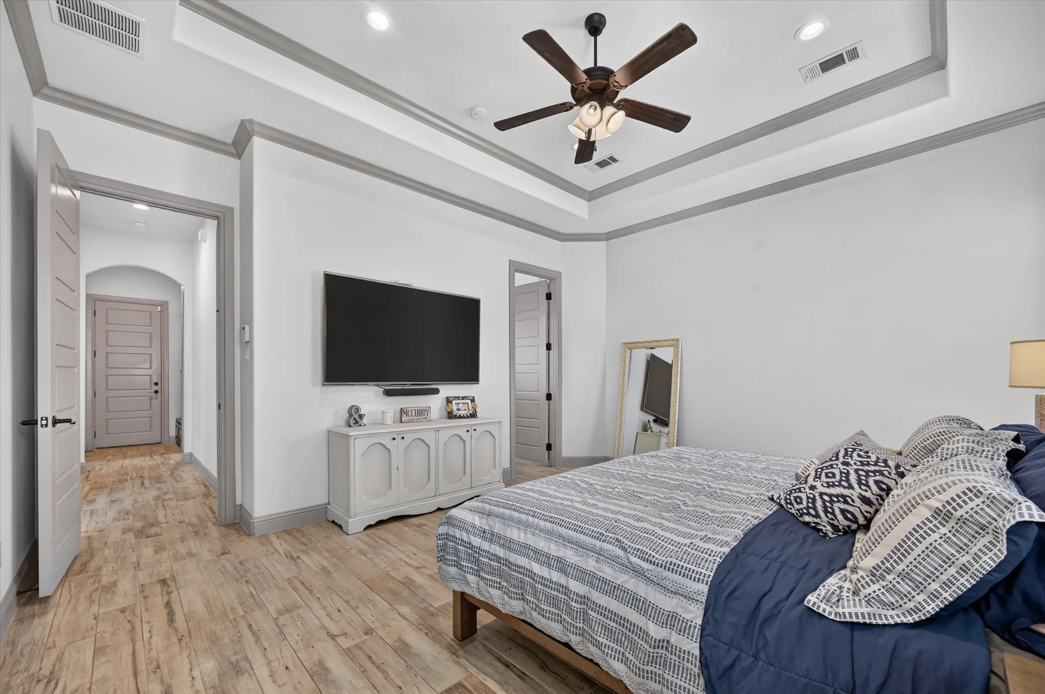 Single Family Residence For Sale in Rockwall County , 3075 Bridgecreek Drive, Rockwall, Texas 75032, 4 Bedroom, 3 Bathroom, 2 Garage spaces, 2,714 Sqft, built in 2017, mls#21409602, Real Estate Agent in Rockwall, Homes For Sale in Rockwall county, Homes For Sale in Rockwall, Realtor in Rockwall Texas, Real Estate Brokerage Independent Realty Texas, Luminita Cordes Realtor