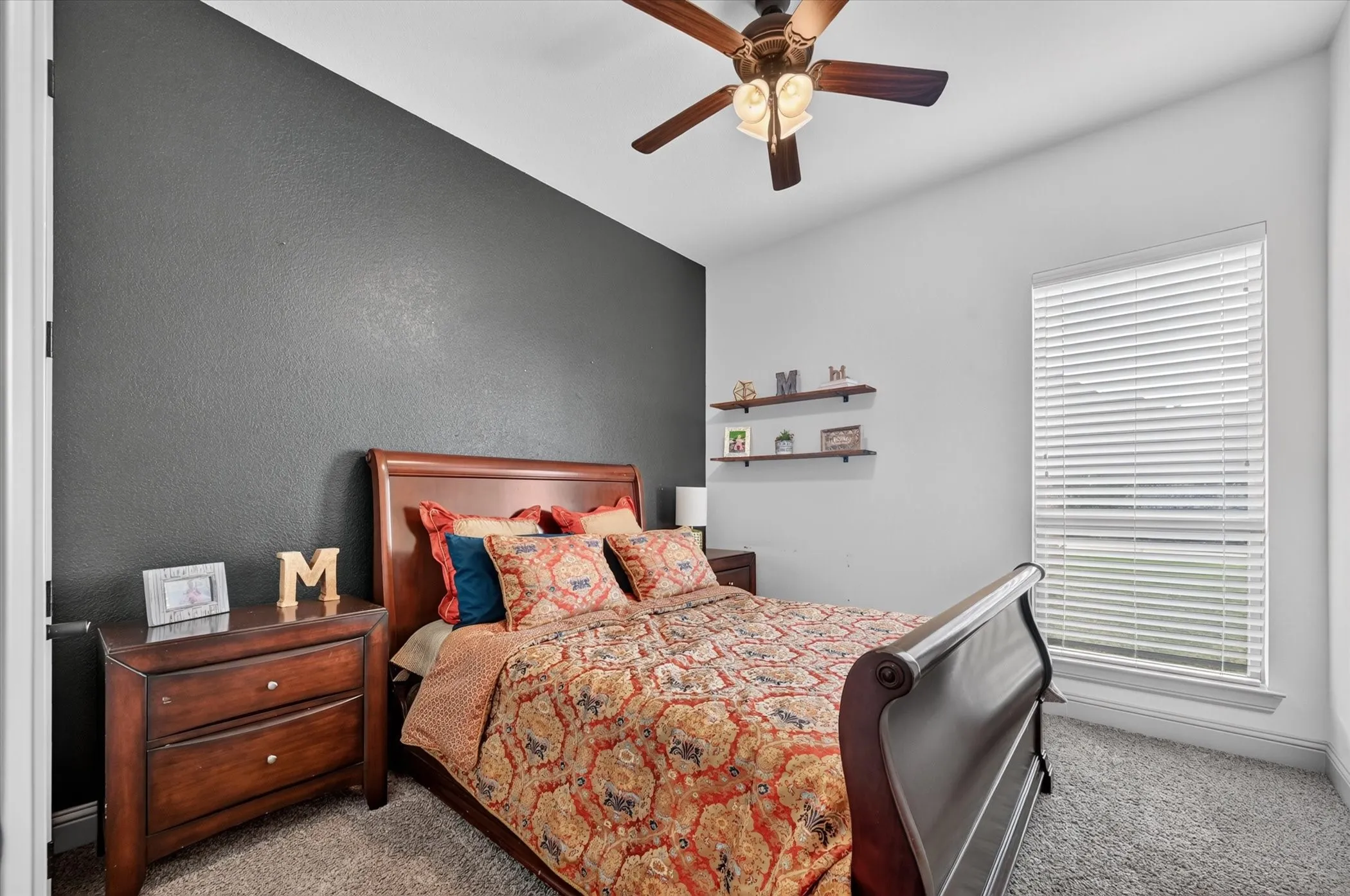 Single Family Residence For Sale in Rockwall County , 3075 Bridgecreek Drive, Rockwall, Texas 75032, 4 Bedroom, 3 Bathroom, 2 Garage spaces, 2,714 Sqft, built in 2017, mls#21409602, Real Estate Agent in Rockwall, Homes For Sale in Rockwall county, Homes For Sale in Rockwall, Realtor in Rockwall Texas, Real Estate Brokerage Independent Realty Texas, Luminita Cordes Realtor