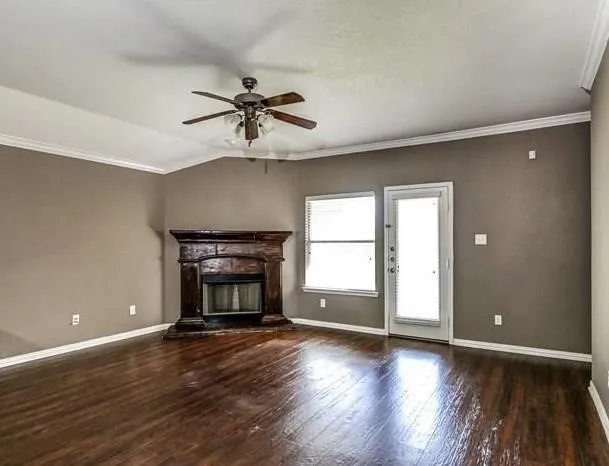 Single Family Residence For Rent in Tarrant County , 609 Piper Drive, Saginaw, Texas 76179, 3 Bedroom, 2 Bathroom, 2 Garage spaces, 1,629 Sqft, built in 2006, mls#21411703, Real Estate Agent in Saginaw, Homes For Rent in Tarrant county, Homes For Rent in Saginaw, Realtor in Saginaw Texas, Real Estate Brokerage Independent Realty Texas, Luminita Cordes Realtor