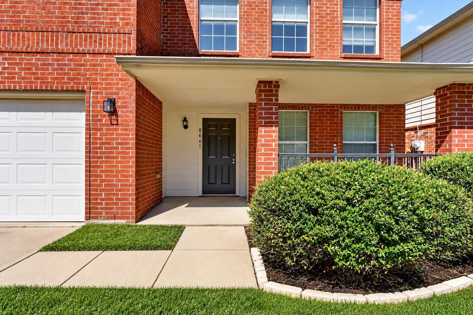 Single Family Residence For Sale in Tarrant County , 8661 Boswell Meadows Drive, Fort Worth, Texas 76179, 4 Bedroom, 3 Bathroom, 2 Garage spaces, 2,252 Sqft, built in 2006, mls#21410716, Real Estate Agent in Fort Worth, Homes For Sale in Tarrant county, Homes For Sale in Fort Worth, Realtor in Fort Worth Texas, Real Estate Brokerage Independent Realty Texas, Luminita Cordes Realtor
