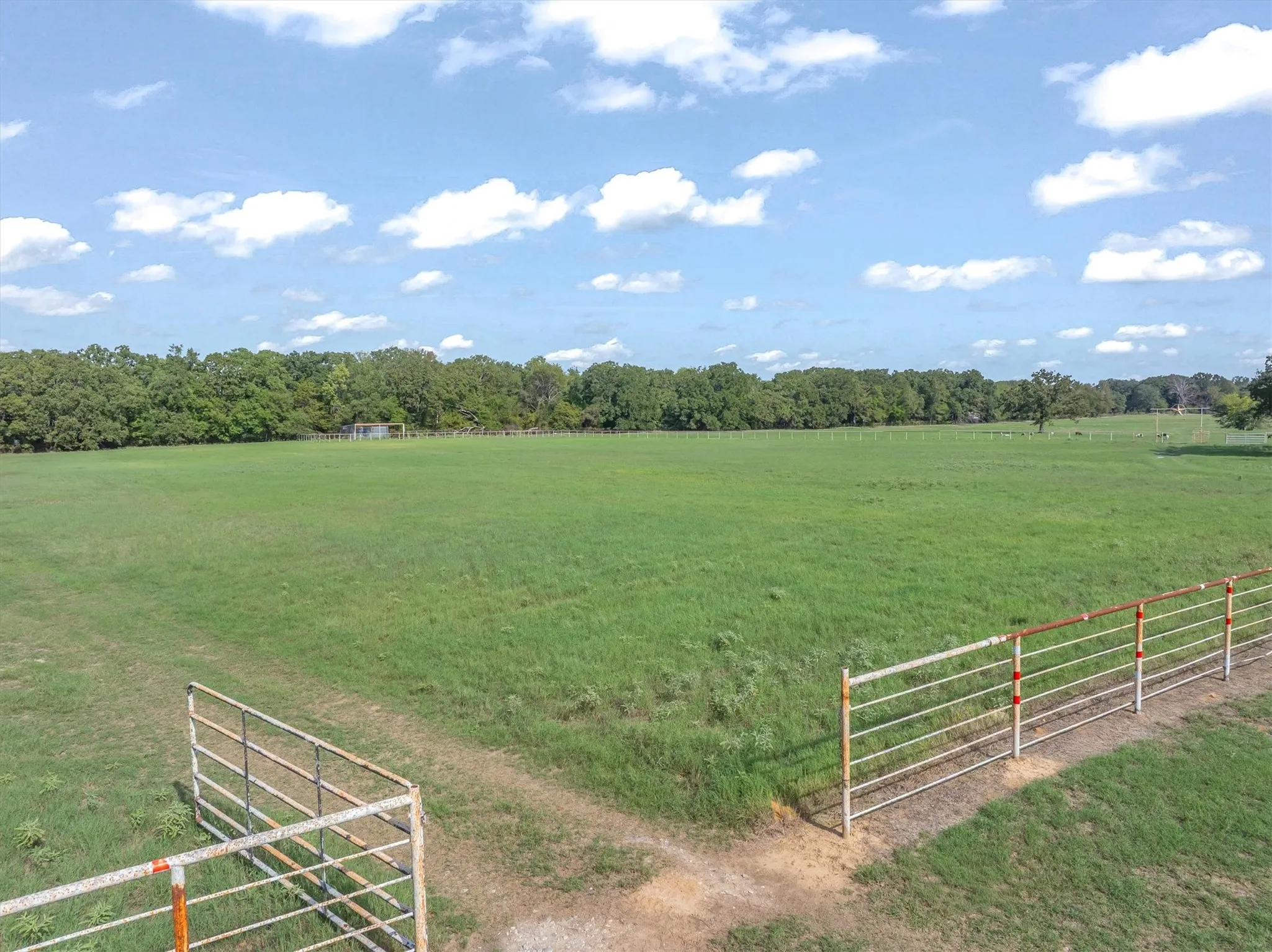 Improved Land For Sale in Van Zandt County , 323 VZ County Road 3507 Road, Edgewood, Texas 75117, 0, 0, Garage spaces, 0 Sqft, built in 2003, mls#21411573, Real Estate Agent in Edgewood, Homes For Sale in Van Zandt county, Homes For Sale in Edgewood, Realtor in Edgewood Texas, Real Estate Brokerage Independent Realty Texas, Luminita Cordes Realtor
