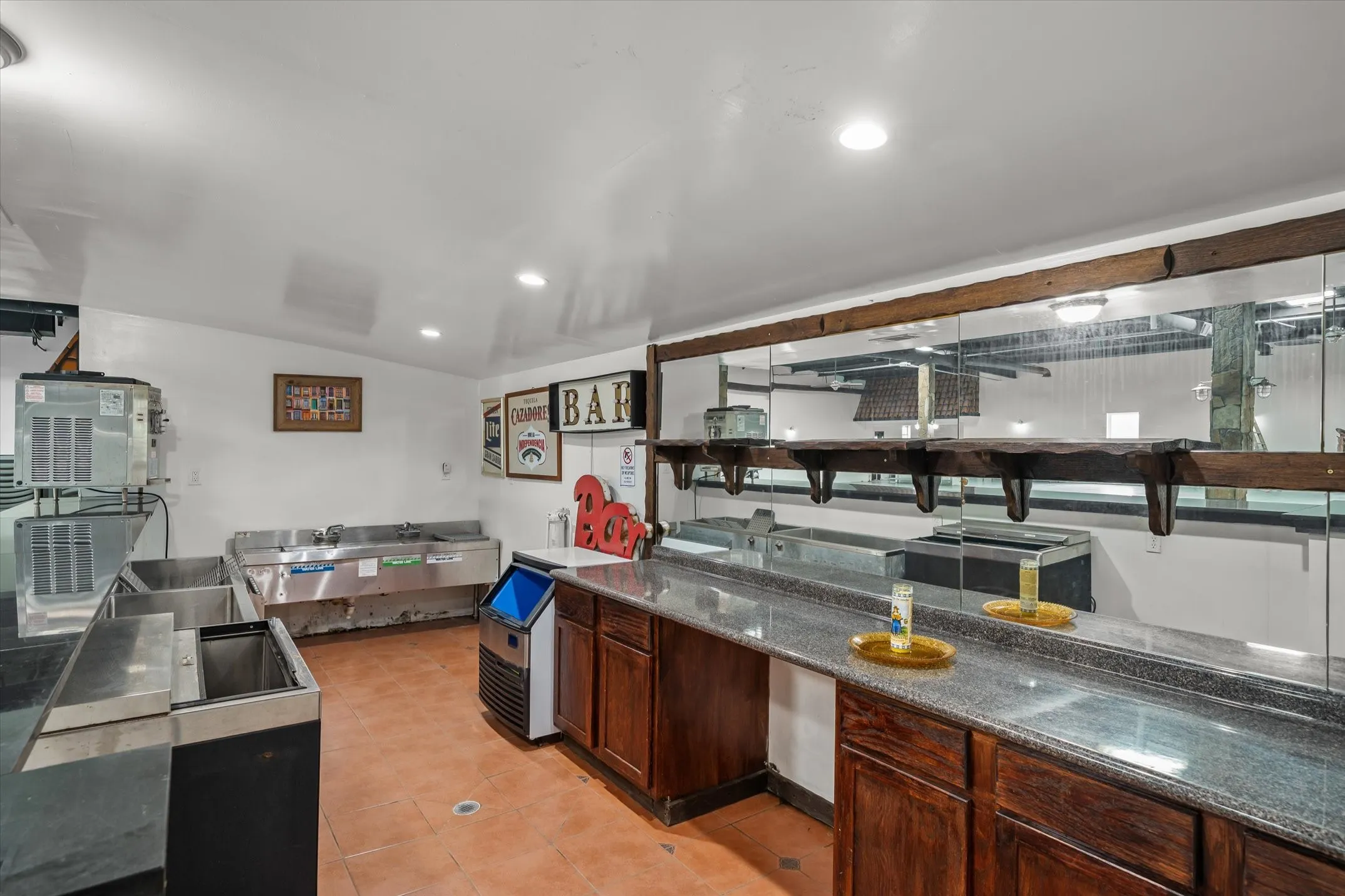 Improved Land For Sale in Van Zandt County , 323 VZ County Road 3507 Road, Edgewood, Texas 75117, 0, 0, Garage spaces, 0 Sqft, built in 2003, mls#21411573, Real Estate Agent in Edgewood, Homes For Sale in Van Zandt county, Homes For Sale in Edgewood, Realtor in Edgewood Texas, Real Estate Brokerage Independent Realty Texas, Luminita Cordes Realtor