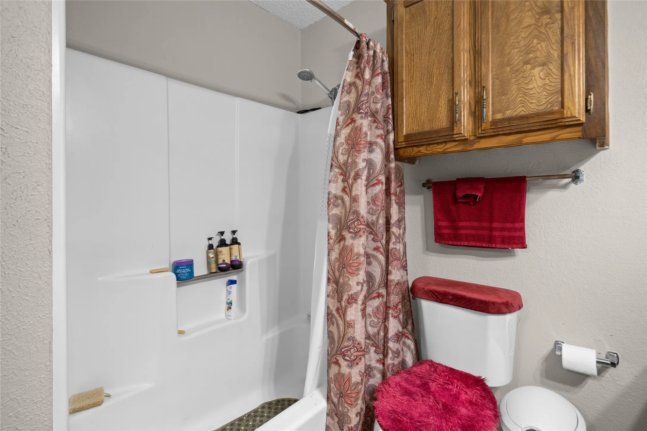 Single Family Residence For Rent in Dallas County , 139 Graystone Place, Duncanville, Texas 75137, 2 Bedroom, 2 Bathroom, Garage spaces, 1,024 Sqft, built in 1982, mls#21393011, Real Estate Agent in Duncanville, Homes For Rent in Dallas county, Homes For Rent in Duncanville, Realtor in Duncanville Texas, Real Estate Brokerage Independent Realty Texas, Luminita Cordes Realtor