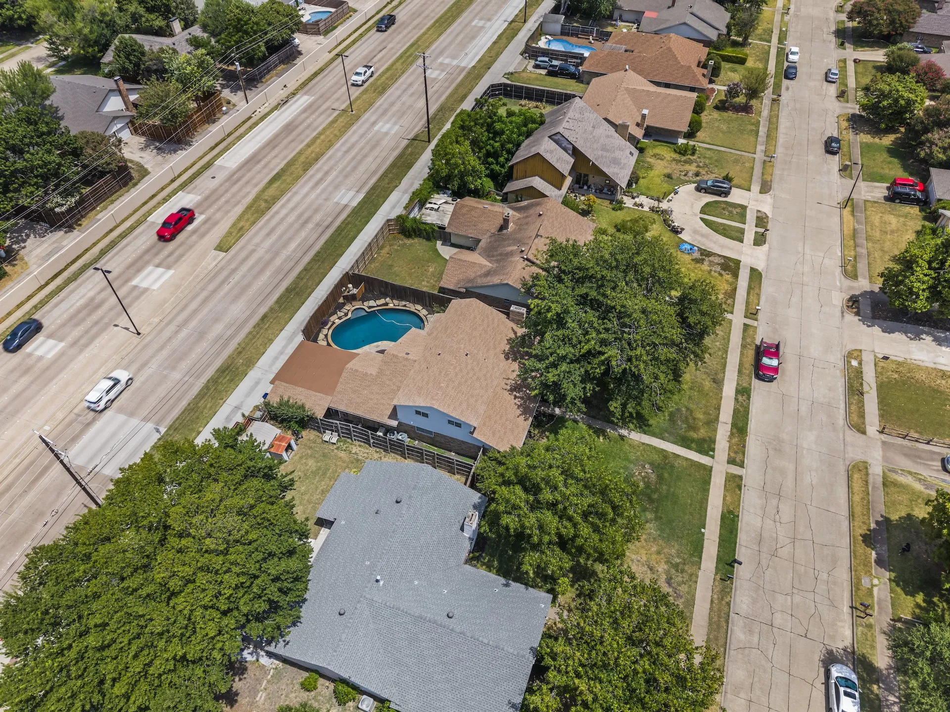 Single Family Residence For Rent in Dallas County , 3837 Shadycreek Drive, Garland, Texas 75042, 4 Bedroom, 3 Bathroom, 2 Garage spaces, 2,388 Sqft, built in 1977, mls#21411690, Real Estate Agent in Garland, Homes For Rent in Dallas county, Homes For Rent in Garland, Realtor in Garland Texas, Real Estate Brokerage Independent Realty Texas, Luminita Cordes Realtor