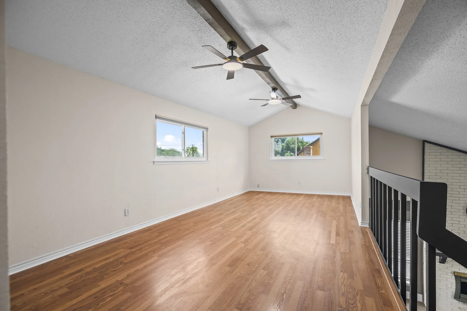 Single Family Residence For Rent in Dallas County , 3837 Shadycreek Drive, Garland, Texas 75042, 4 Bedroom, 3 Bathroom, 2 Garage spaces, 2,388 Sqft, built in 1977, mls#21411690, Real Estate Agent in Garland, Homes For Rent in Dallas county, Homes For Rent in Garland, Realtor in Garland Texas, Real Estate Brokerage Independent Realty Texas, Luminita Cordes Realtor
