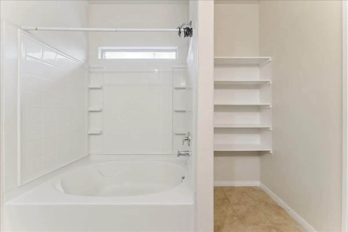 Single Family Residence For Sale in Tarrant County , 8437 Artesian Springs Drive, Fort Worth, Texas 76131, 5 Bedroom, 4 Bathroom, 2 Garage spaces, 2,259 Sqft, built in 2018, mls#21406275, Real Estate Agent in Fort Worth, Homes For Sale in Tarrant county, Homes For Sale in Fort Worth, Realtor in Fort Worth Texas, Real Estate Brokerage Independent Realty Texas, Luminita Cordes Realtor