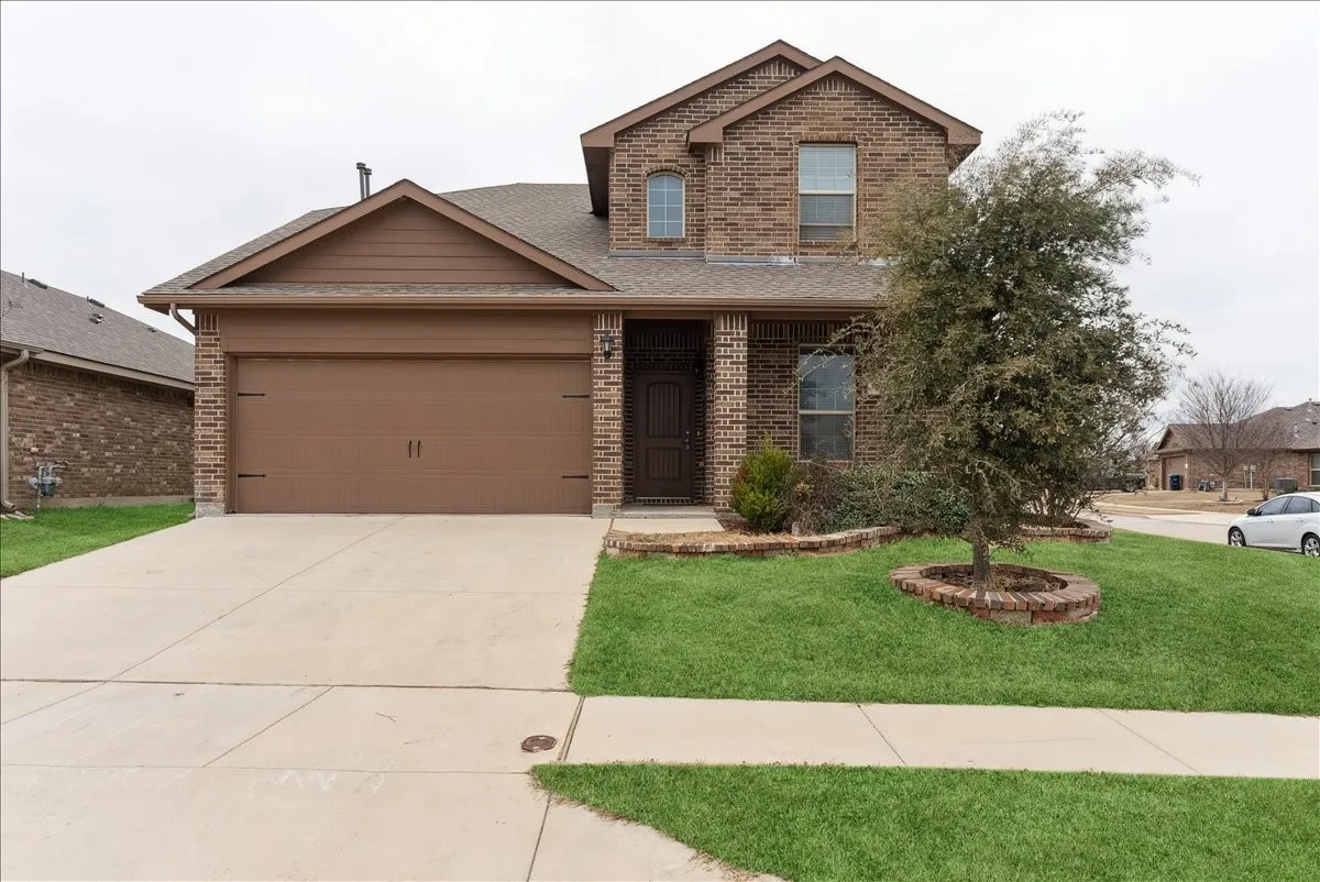 Single Family Residence For Sale