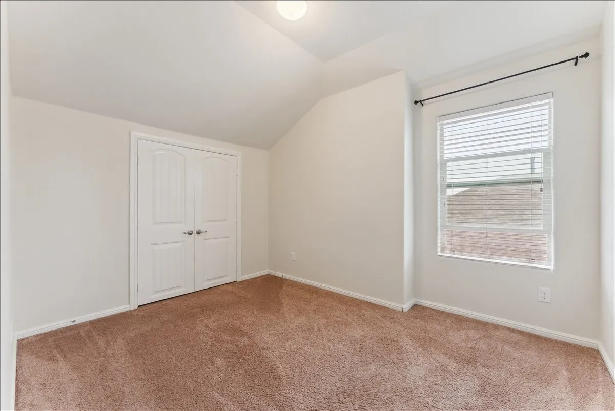 Single Family Residence For Sale in Tarrant County , 8437 Artesian Springs Drive, Fort Worth, Texas 76131, 5 Bedroom, 4 Bathroom, 2 Garage spaces, 2,259 Sqft, built in 2018, mls#21406275, Real Estate Agent in Fort Worth, Homes For Sale in Tarrant county, Homes For Sale in Fort Worth, Realtor in Fort Worth Texas, Real Estate Brokerage Independent Realty Texas, Luminita Cordes Realtor