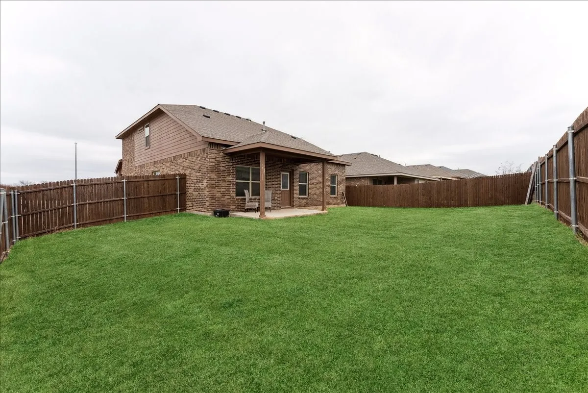 Single Family Residence For Sale in Tarrant County , 8437 Artesian Springs Drive, Fort Worth, Texas 76131, 5 Bedroom, 4 Bathroom, 2 Garage spaces, 2,259 Sqft, built in 2018, mls#21406275, Real Estate Agent in Fort Worth, Homes For Sale in Tarrant county, Homes For Sale in Fort Worth, Realtor in Fort Worth Texas, Real Estate Brokerage Independent Realty Texas, Luminita Cordes Realtor