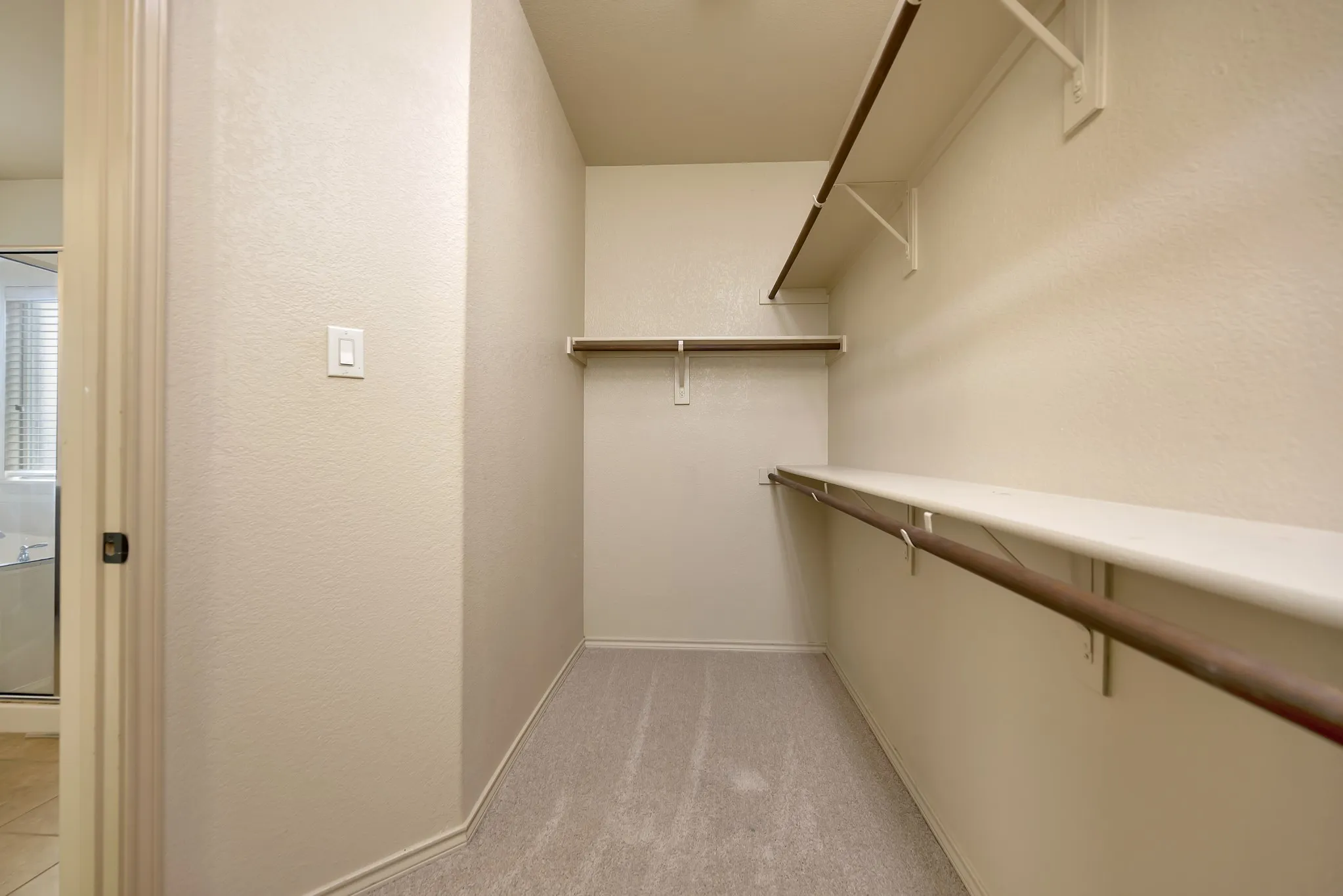 Single Family Residence For Sale in Tarrant County , 545 Wild Ivy Trail, Fort Worth, Texas 76052, 3 Bedroom, 2 Bathroom, 2 Garage spaces, 1,609 Sqft, built in 2012, mls#21409486, Real Estate Agent in Fort Worth, Homes For Sale in Tarrant county, Homes For Sale in Fort Worth, Realtor in Fort Worth Texas, Real Estate Brokerage Independent Realty Texas, Luminita Cordes Realtor