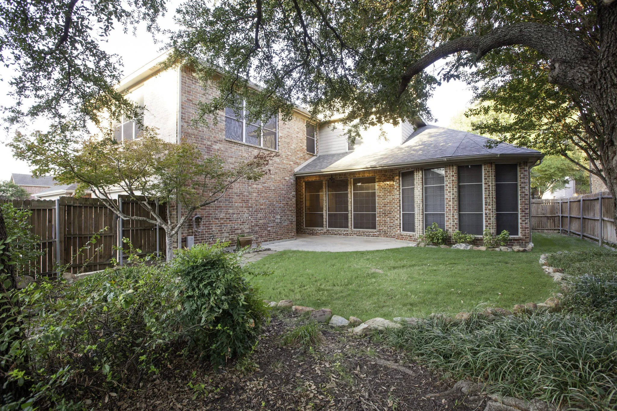 Single Family Residence For Rent in Collin County , 6976 Valley Brook Drive, Frisco, Texas 75035, 4 Bedroom, 4 Bathroom, 2 Garage spaces, 3,662 Sqft, built in 2001, mls#21411755, Real Estate Agent in Frisco, Homes For Rent in Collin county, Homes For Rent in Frisco, Realtor in Frisco Texas, Real Estate Brokerage Independent Realty Texas, Luminita Cordes Realtor
