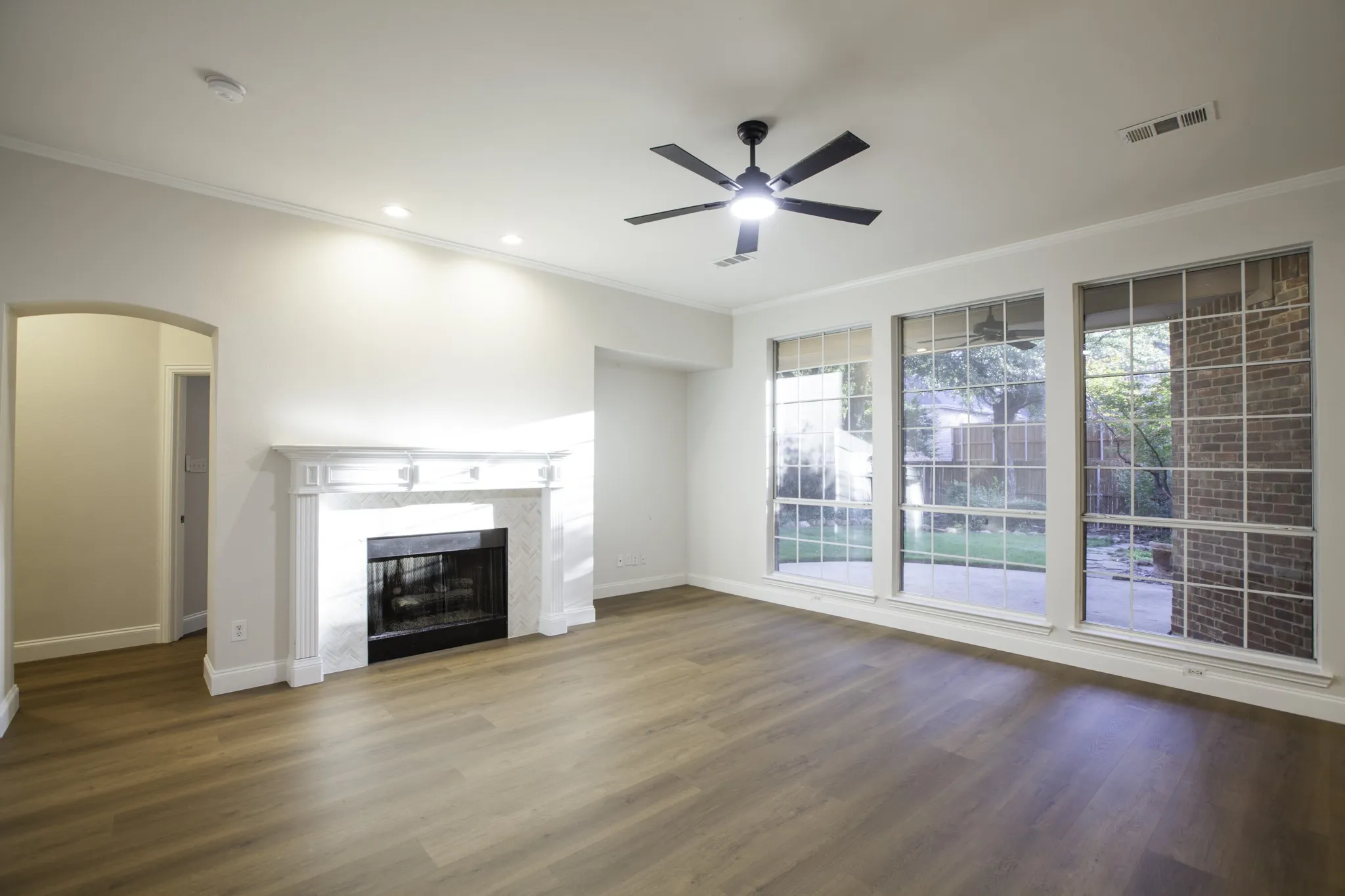 Single Family Residence For Rent in Collin County , 6976 Valley Brook Drive, Frisco, Texas 75035, 4 Bedroom, 4 Bathroom, 2 Garage spaces, 3,662 Sqft, built in 2001, mls#21411755, Real Estate Agent in Frisco, Homes For Rent in Collin county, Homes For Rent in Frisco, Realtor in Frisco Texas, Real Estate Brokerage Independent Realty Texas, Luminita Cordes Realtor