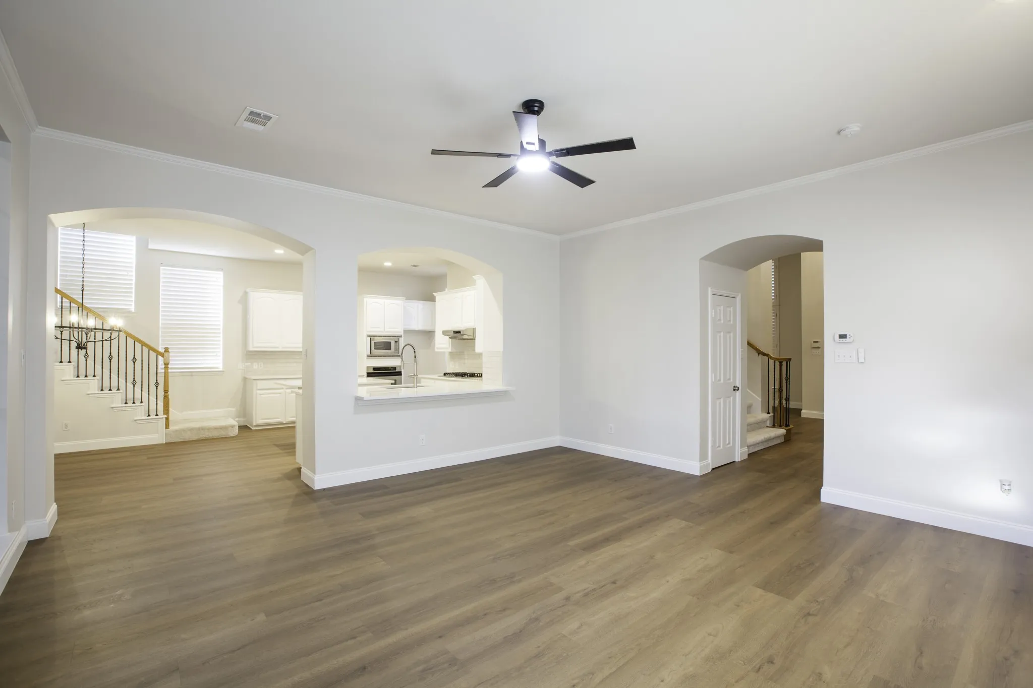 Single Family Residence For Rent in Collin County , 6976 Valley Brook Drive, Frisco, Texas 75035, 4 Bedroom, 4 Bathroom, 2 Garage spaces, 3,662 Sqft, built in 2001, mls#21411755, Real Estate Agent in Frisco, Homes For Rent in Collin county, Homes For Rent in Frisco, Realtor in Frisco Texas, Real Estate Brokerage Independent Realty Texas, Luminita Cordes Realtor