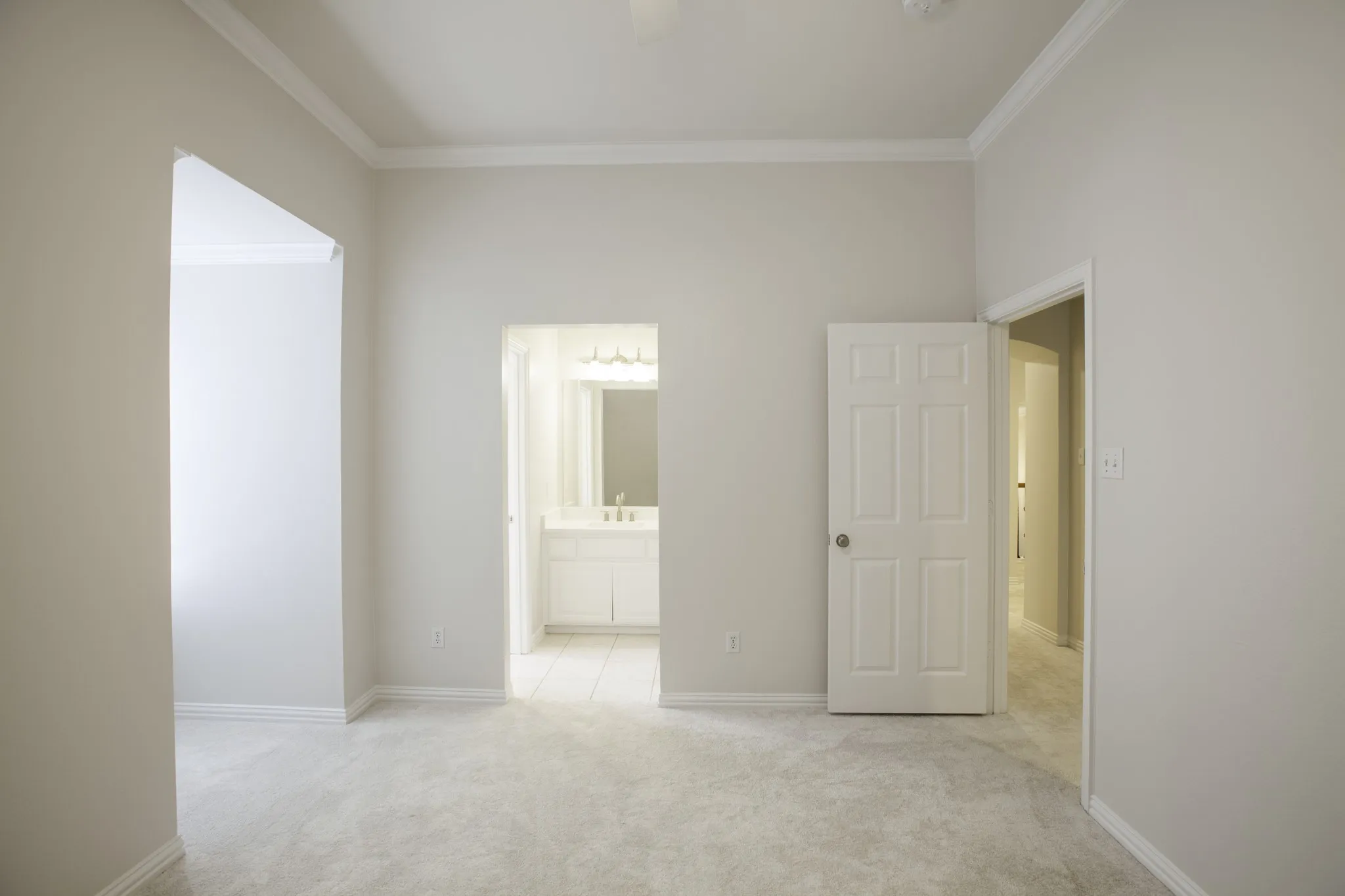 Single Family Residence For Rent in Collin County , 6976 Valley Brook Drive, Frisco, Texas 75035, 4 Bedroom, 4 Bathroom, 2 Garage spaces, 3,662 Sqft, built in 2001, mls#21411755, Real Estate Agent in Frisco, Homes For Rent in Collin county, Homes For Rent in Frisco, Realtor in Frisco Texas, Real Estate Brokerage Independent Realty Texas, Luminita Cordes Realtor