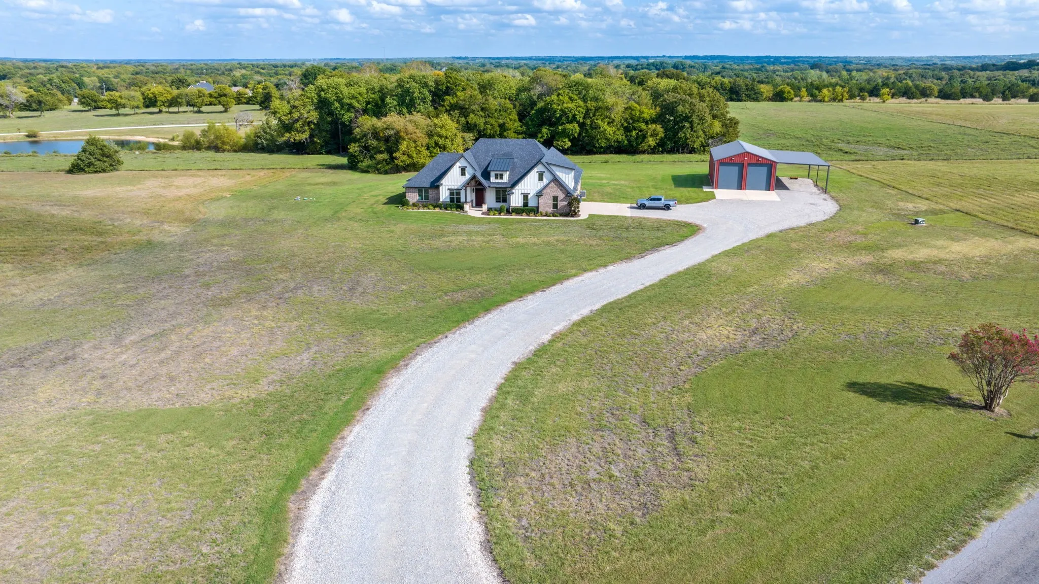 Single Family Residence For Sale in Grayson County , 121 Pecan Valley Court, Sherman, Texas 75090, 4 Bedroom, 4 Bathroom, 2 Garage spaces, 3,100 Sqft, built in 2021, mls#21409633, Real Estate Agent in Sherman, Homes For Sale in Grayson county, Homes For Sale in Sherman, Realtor in Sherman Texas, Real Estate Brokerage Independent Realty Texas, Luminita Cordes Realtor