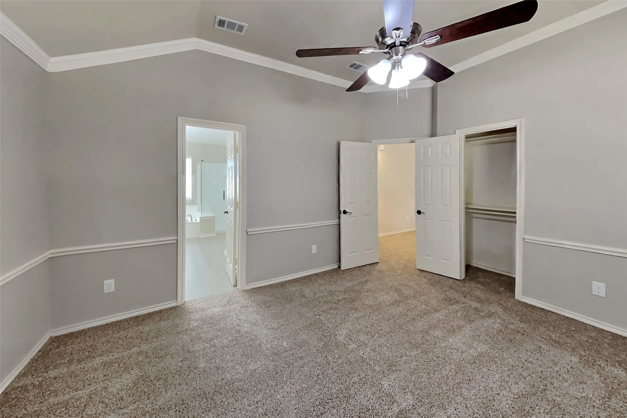 Single Family Residence For Rent in Denton County , 1421 Mapleview Drive, Carrollton, Texas 75007, 4 Bedroom, 3 Bathroom, 2 Garage spaces, 2,282 Sqft, built in 1991, mls#21411791, Real Estate Agent in Carrollton, Homes For Rent in Denton county, Homes For Rent in Carrollton, Realtor in Carrollton Texas, Real Estate Brokerage Independent Realty Texas, Luminita Cordes Realtor